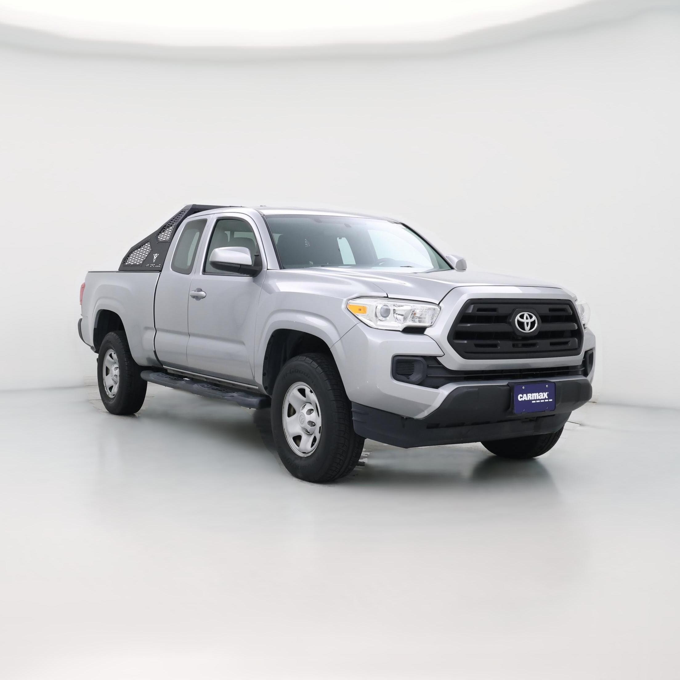 Thumbnail: 2016 Toyota Tacoma - 1