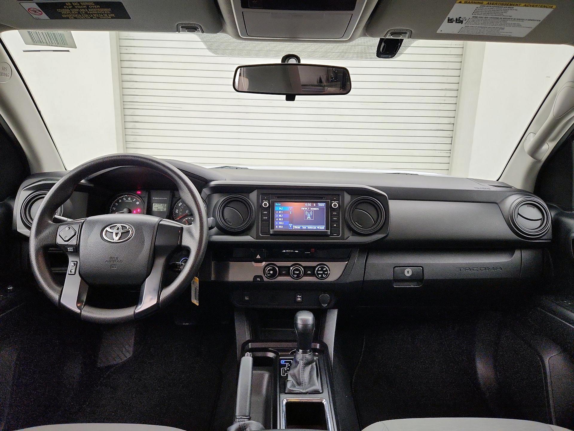 Thumbnail: 2016 Toyota Tacoma - 9