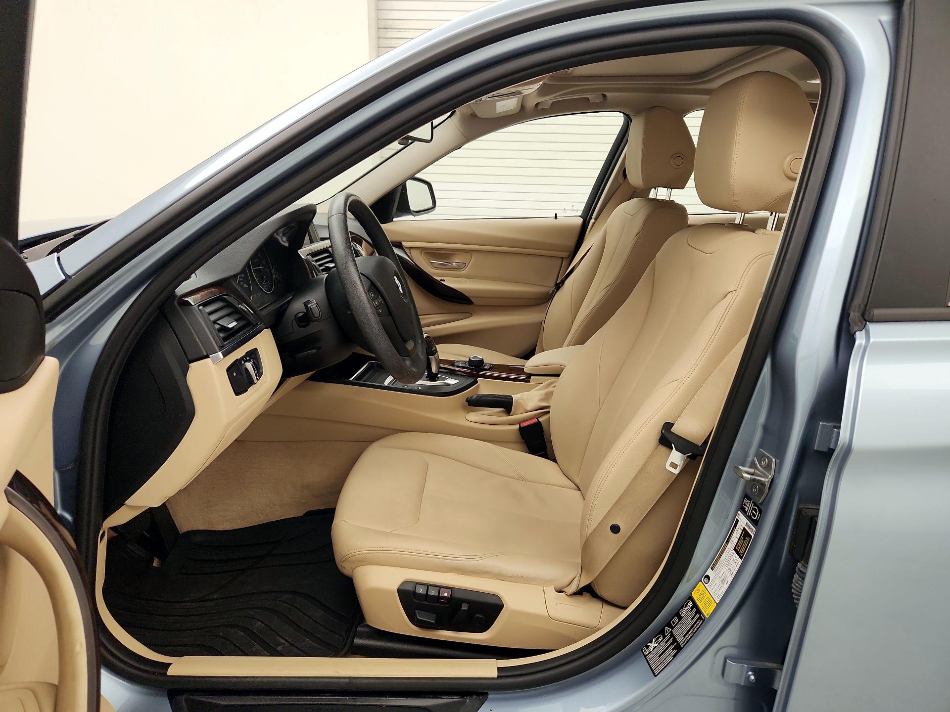 Thumbnail: 2014 BMW 3 Series - 11