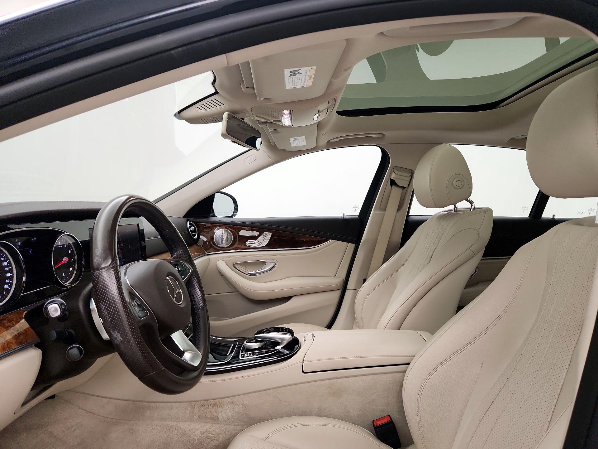 Thumbnail: 2018 Mercedes-Benz E-Class - 20