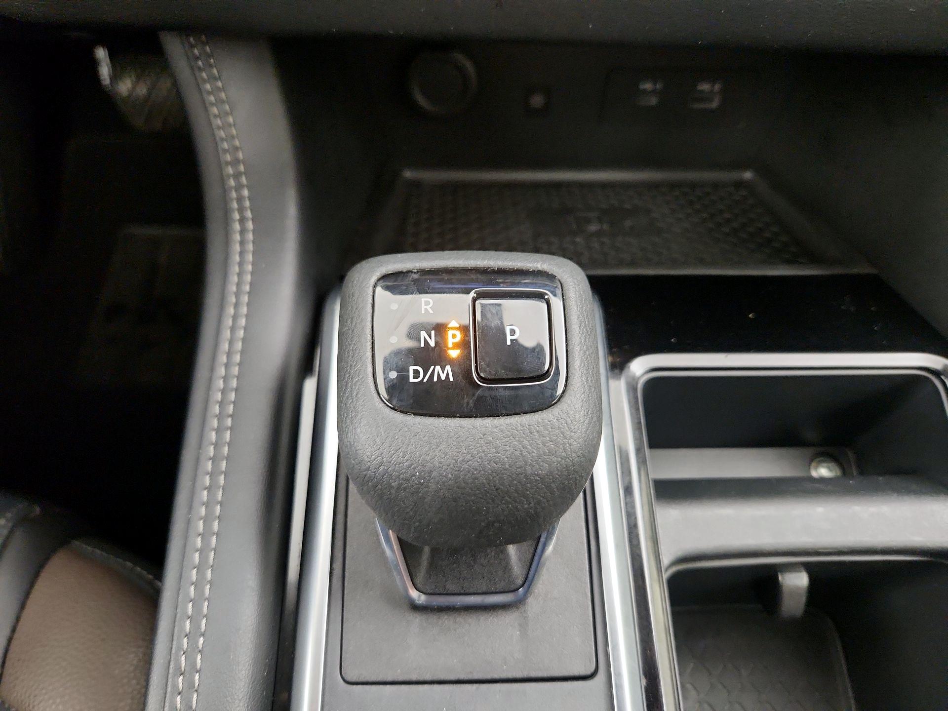 Thumbnail: 2023 Nissan Pathfinder - 18