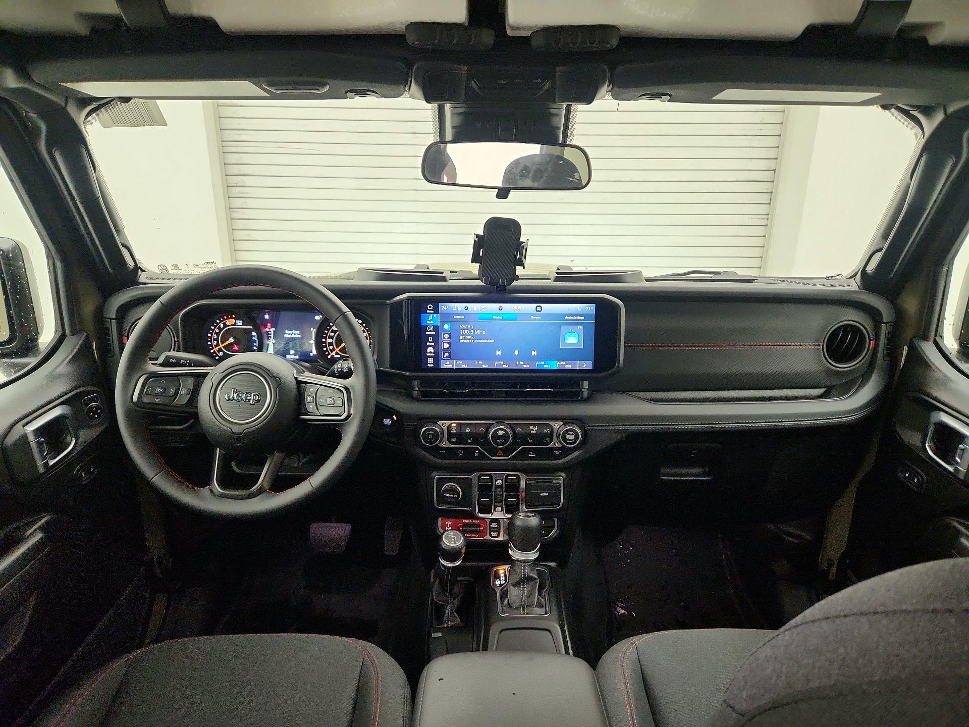 Thumbnail: 2025 Jeep Wrangler - 9