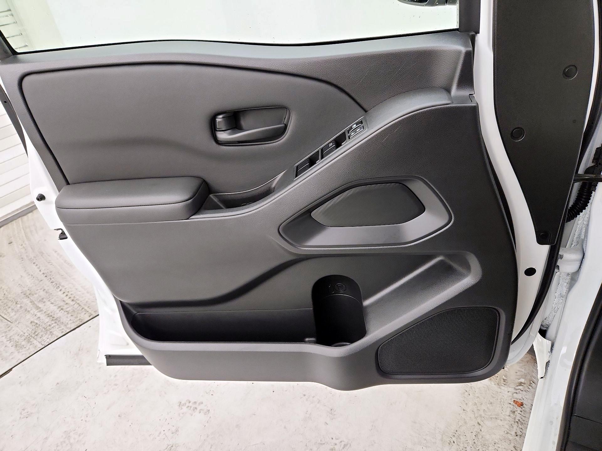 Thumbnail: 2024 Nissan Frontier - 12