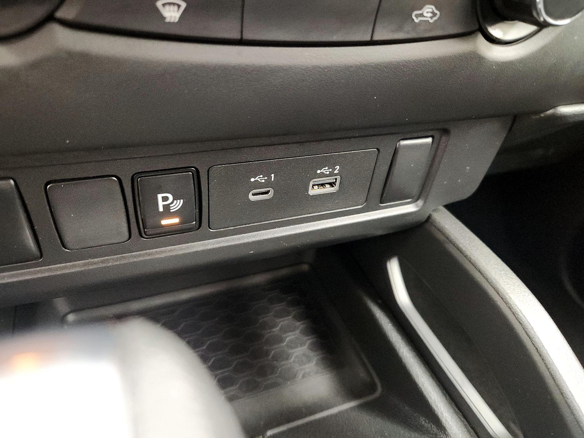 Thumbnail: 2024 Nissan Frontier - 18