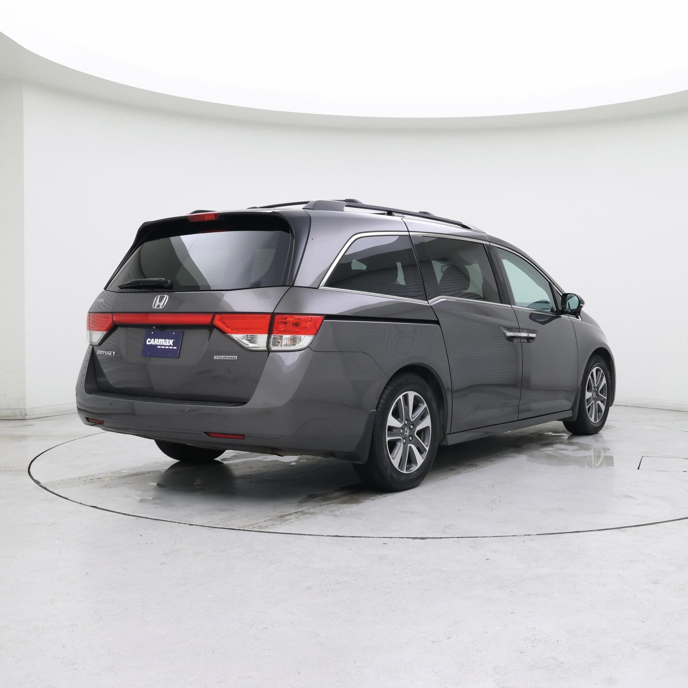 Thumbnail: 2015 Honda Odyssey - 8