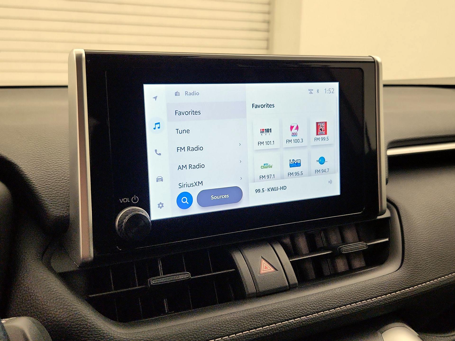 Thumbnail: 2025 Toyota RAV4 - 15