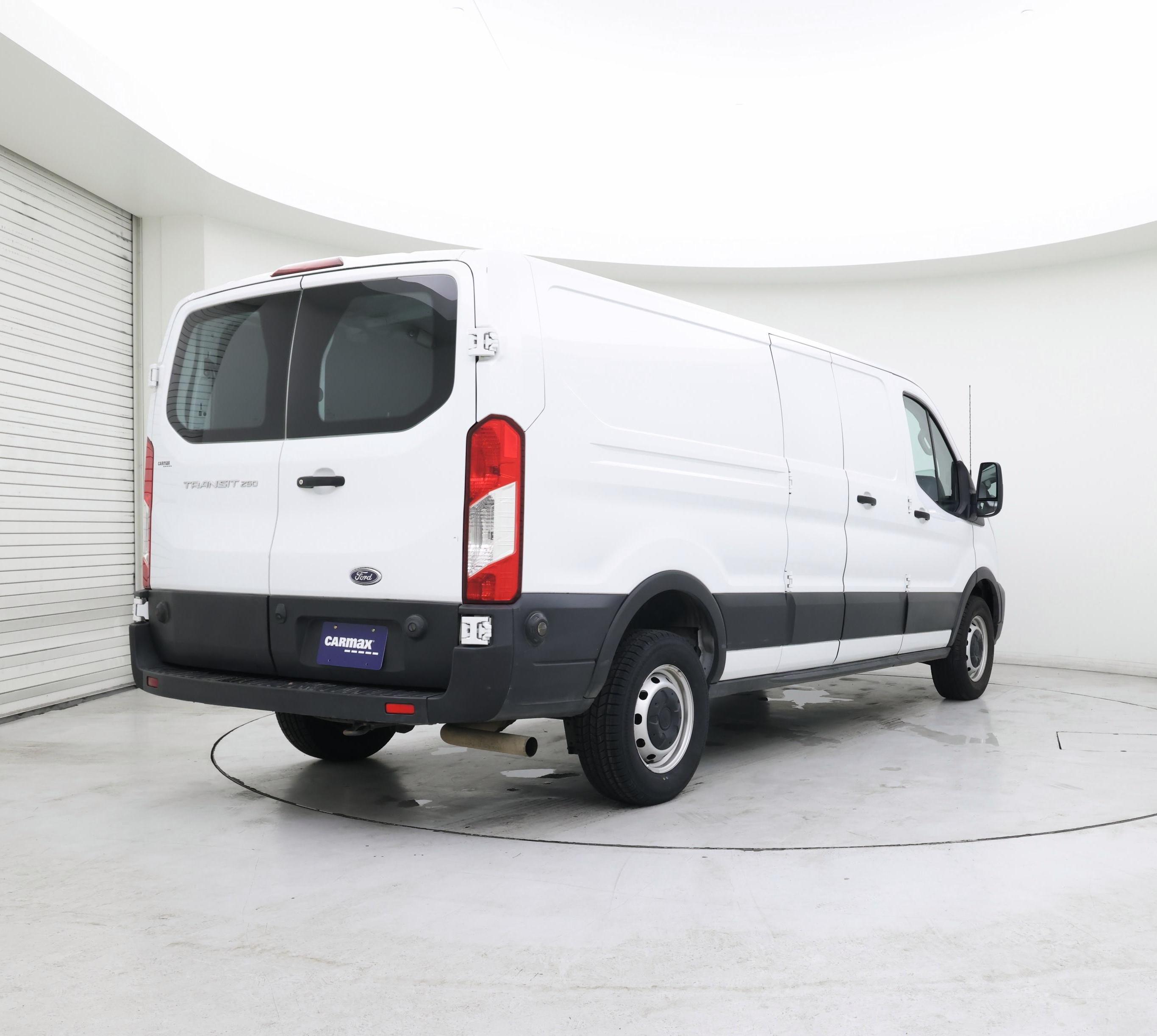 Thumbnail: 2020 Ford Transit Series - 8