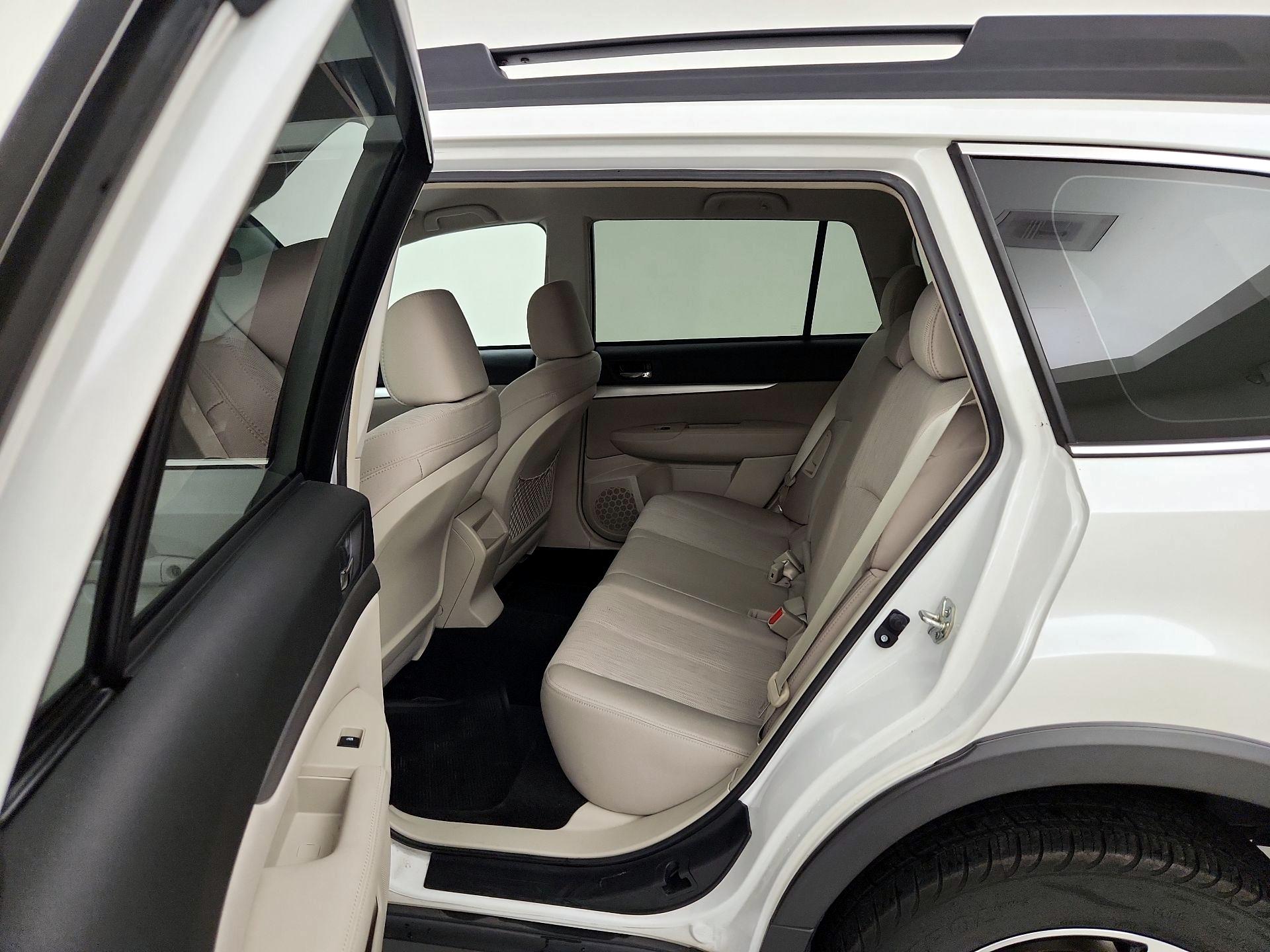 Thumbnail: 2014 Subaru Outback - 19