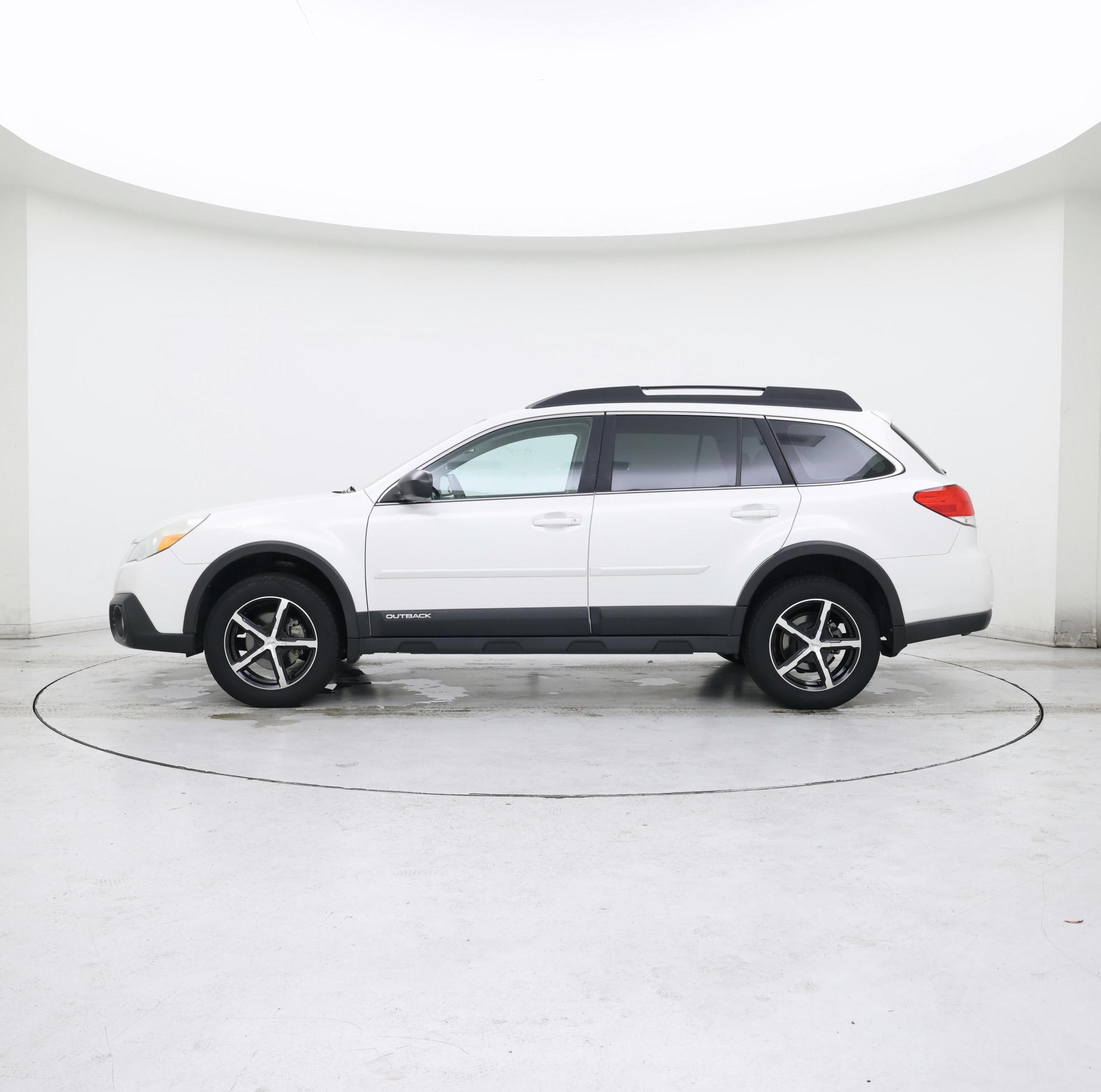 Thumbnail: 2014 Subaru Outback - 3