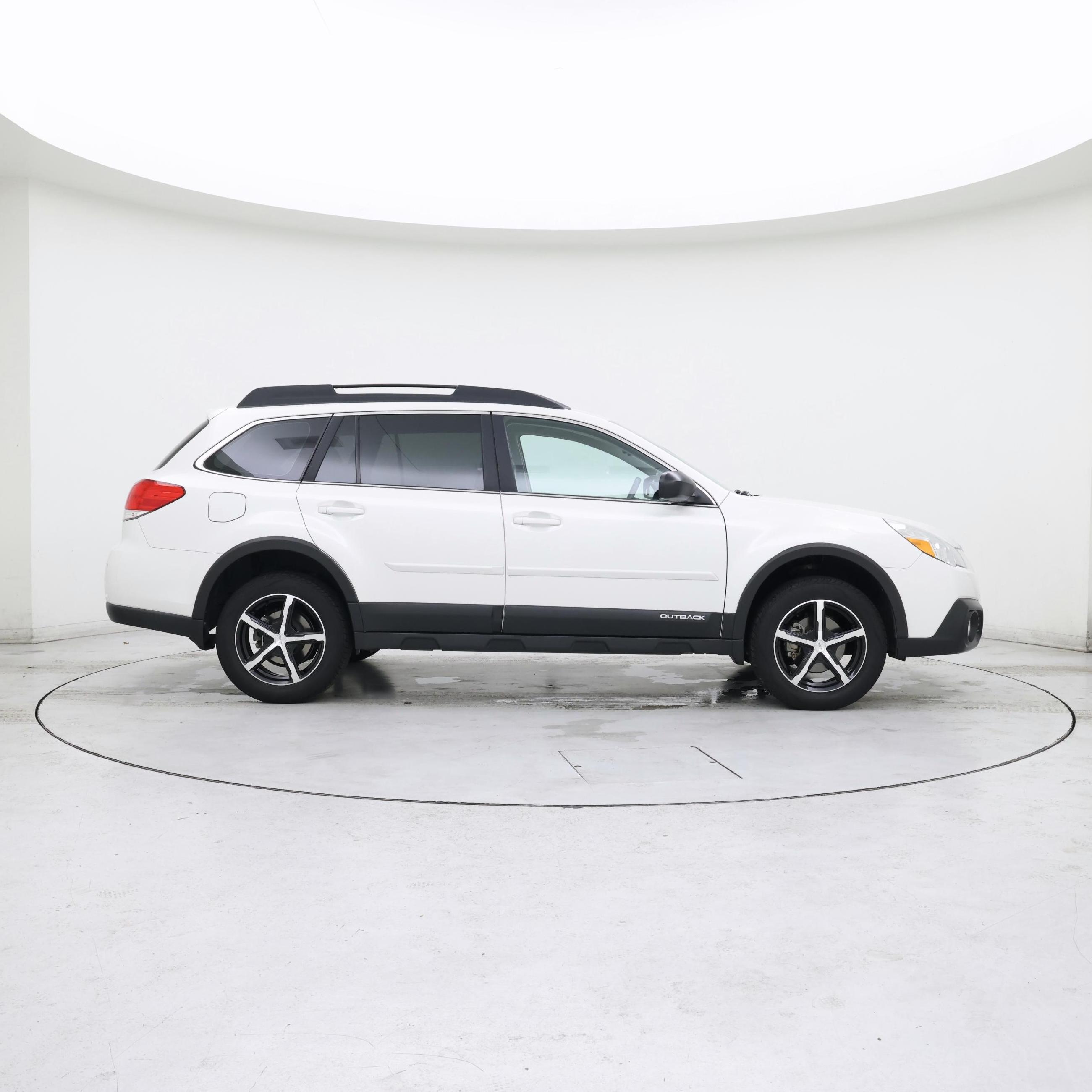 Thumbnail: 2014 Subaru Outback - 7