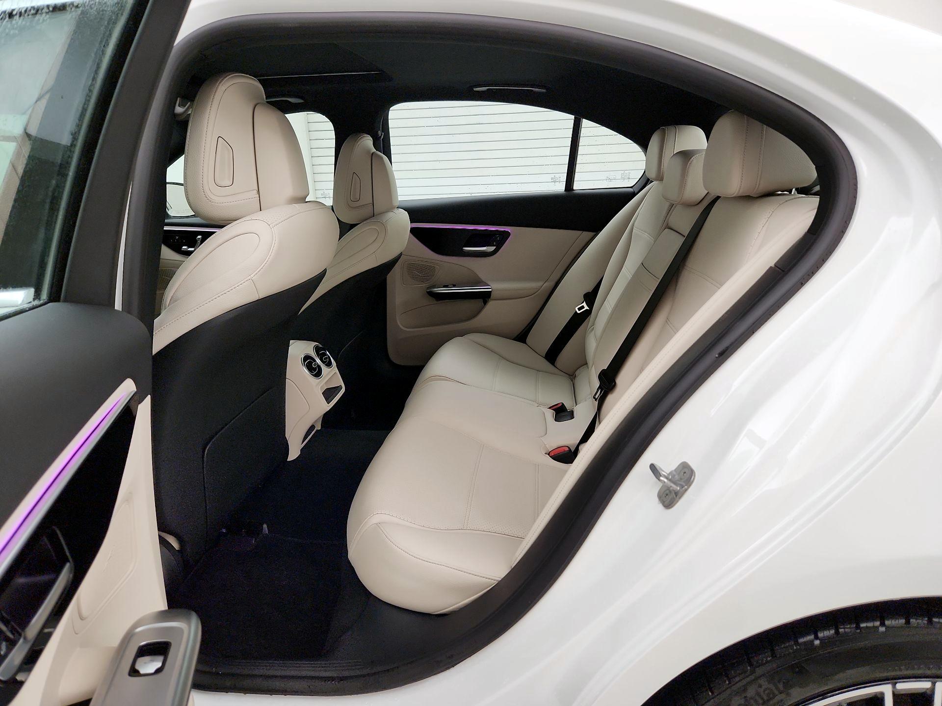 Thumbnail: 2024 Mercedes-Benz C-Class - 20