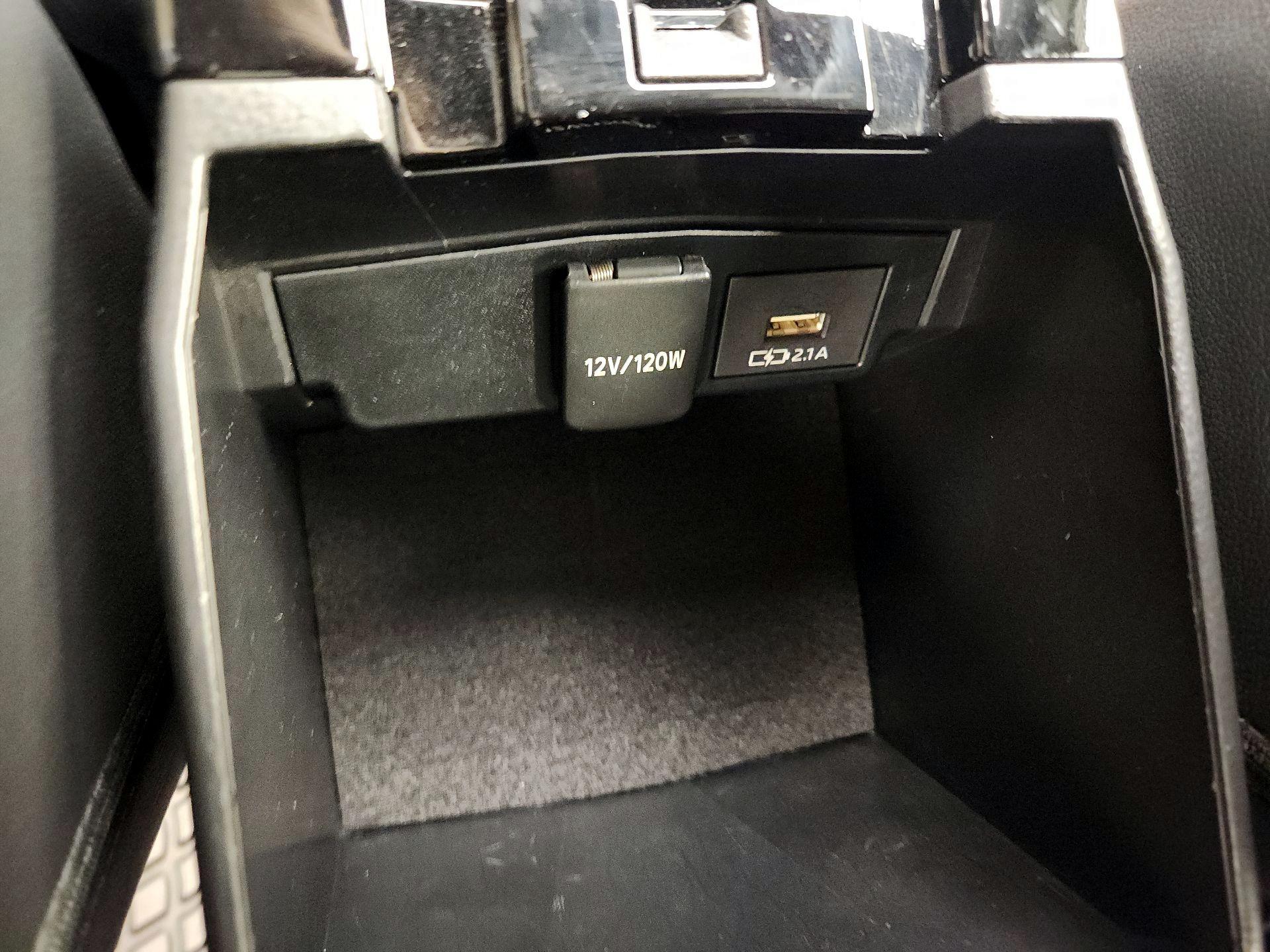 Thumbnail: 2021 Toyota Corolla - 18