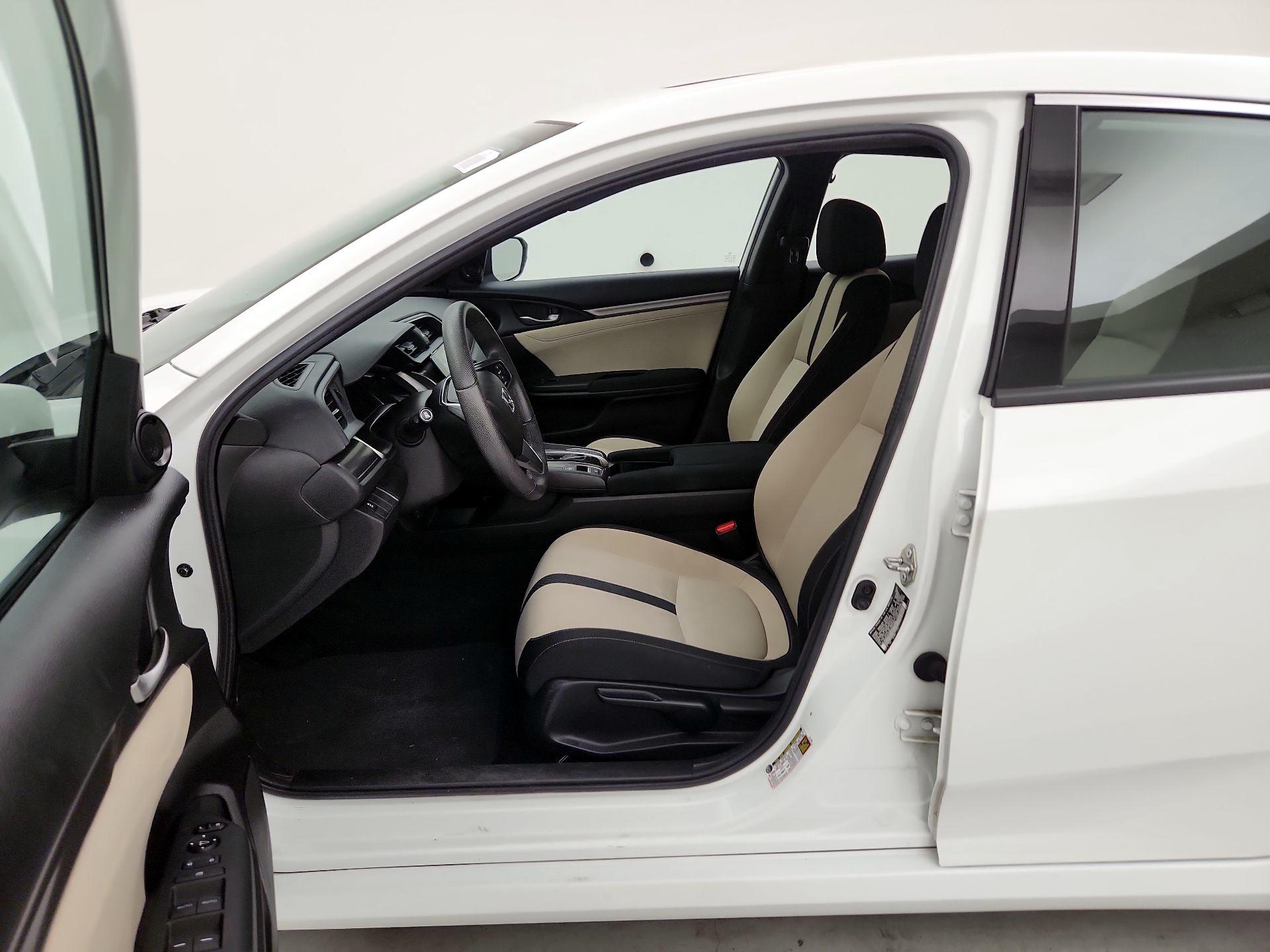 Thumbnail: 2017 Honda Civic - 11