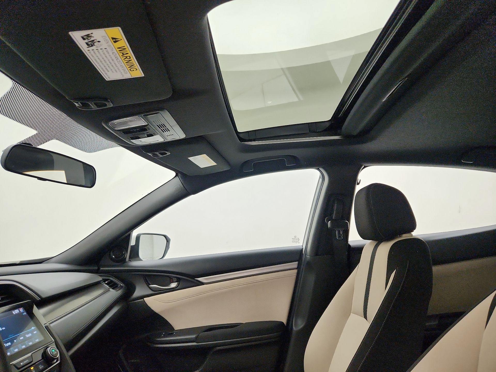 Thumbnail: 2017 Honda Civic - 18