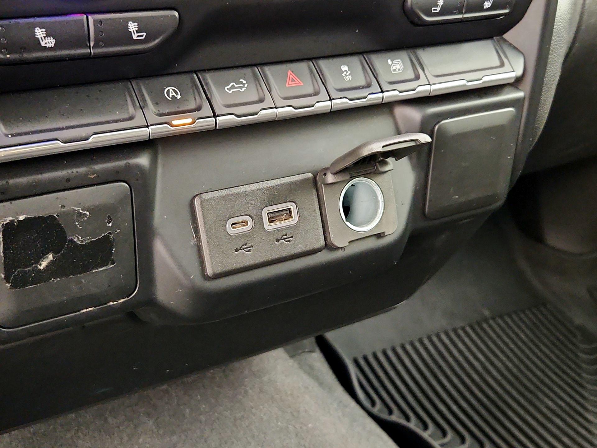 Thumbnail: 2022 GMC Sierra 1500 - 18