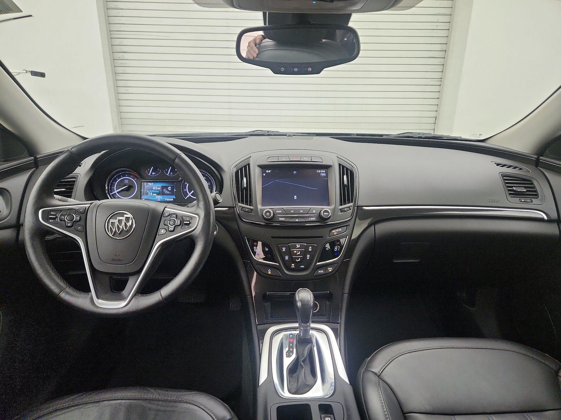 Thumbnail: 2015 Buick Regal - 9