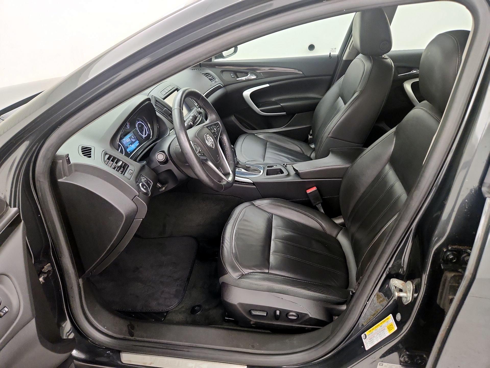 Thumbnail: 2015 Buick Regal - 11