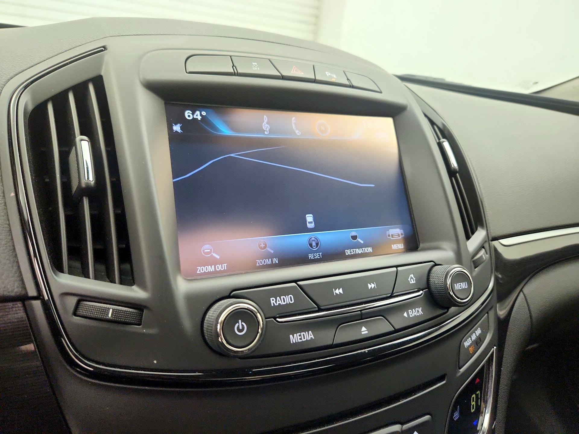 Thumbnail: 2015 Buick Regal - 14