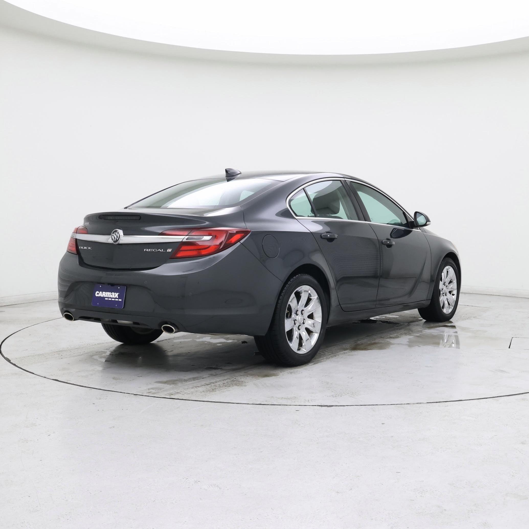 Thumbnail: 2015 Buick Regal - 8