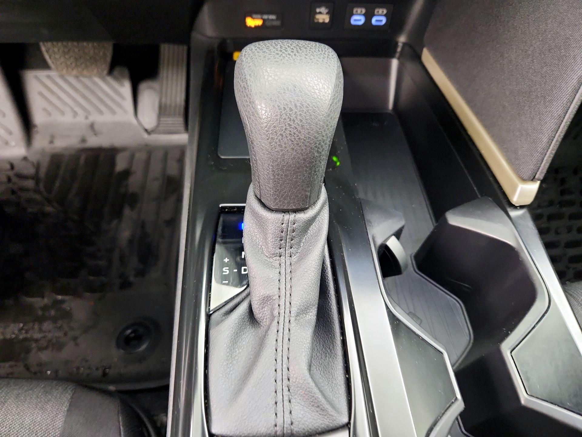 Thumbnail: 2025 Toyota Camry - 17