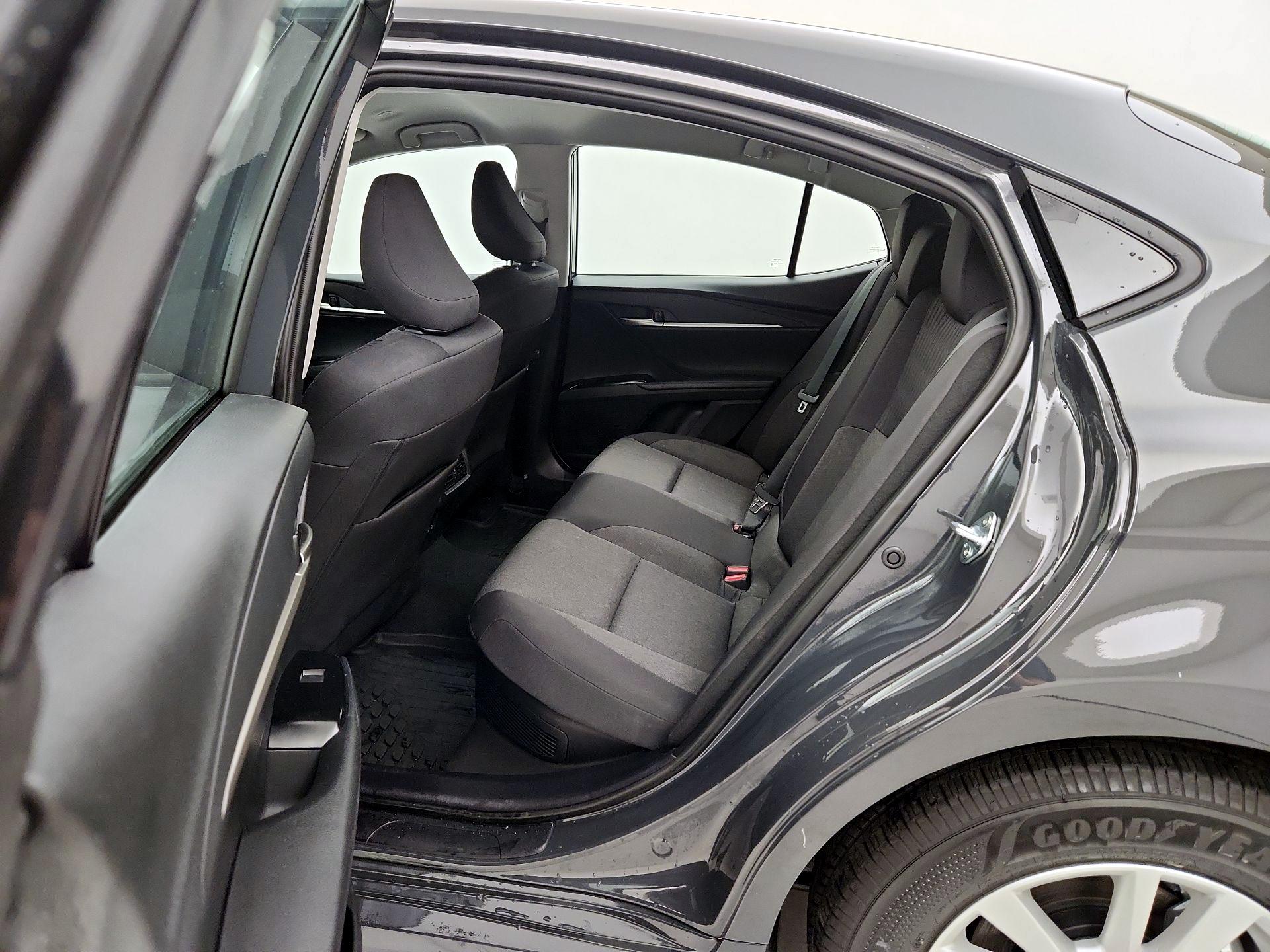 Thumbnail: 2025 Toyota Camry - 19