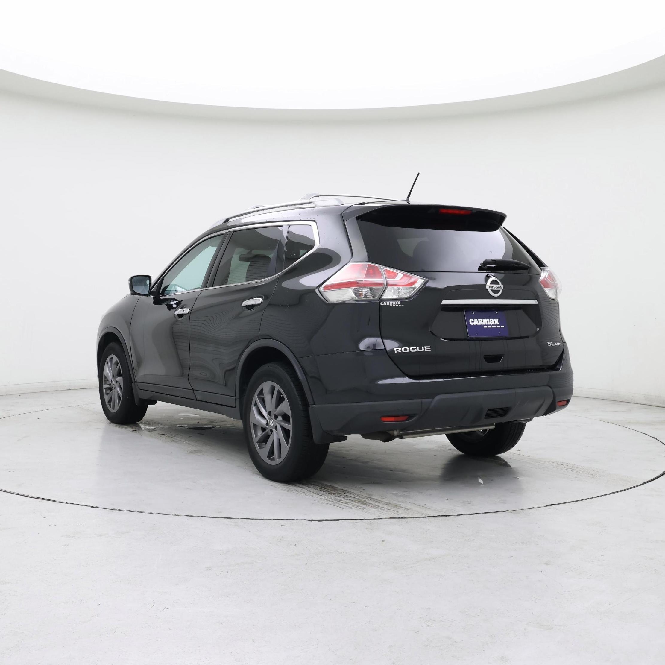 Thumbnail: 2016 Nissan Rogue - 2