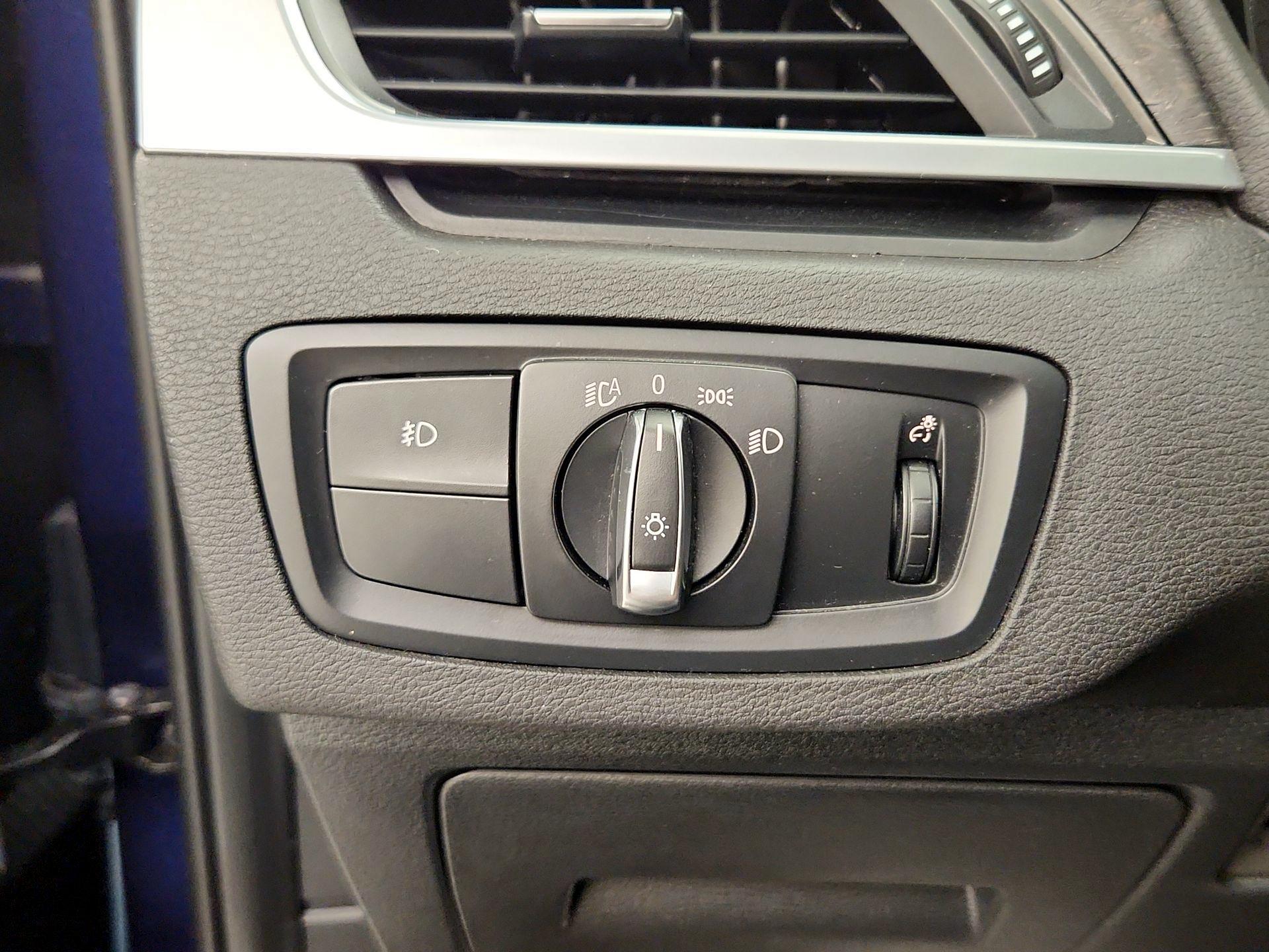 Thumbnail: 2016 BMW X1 - 13