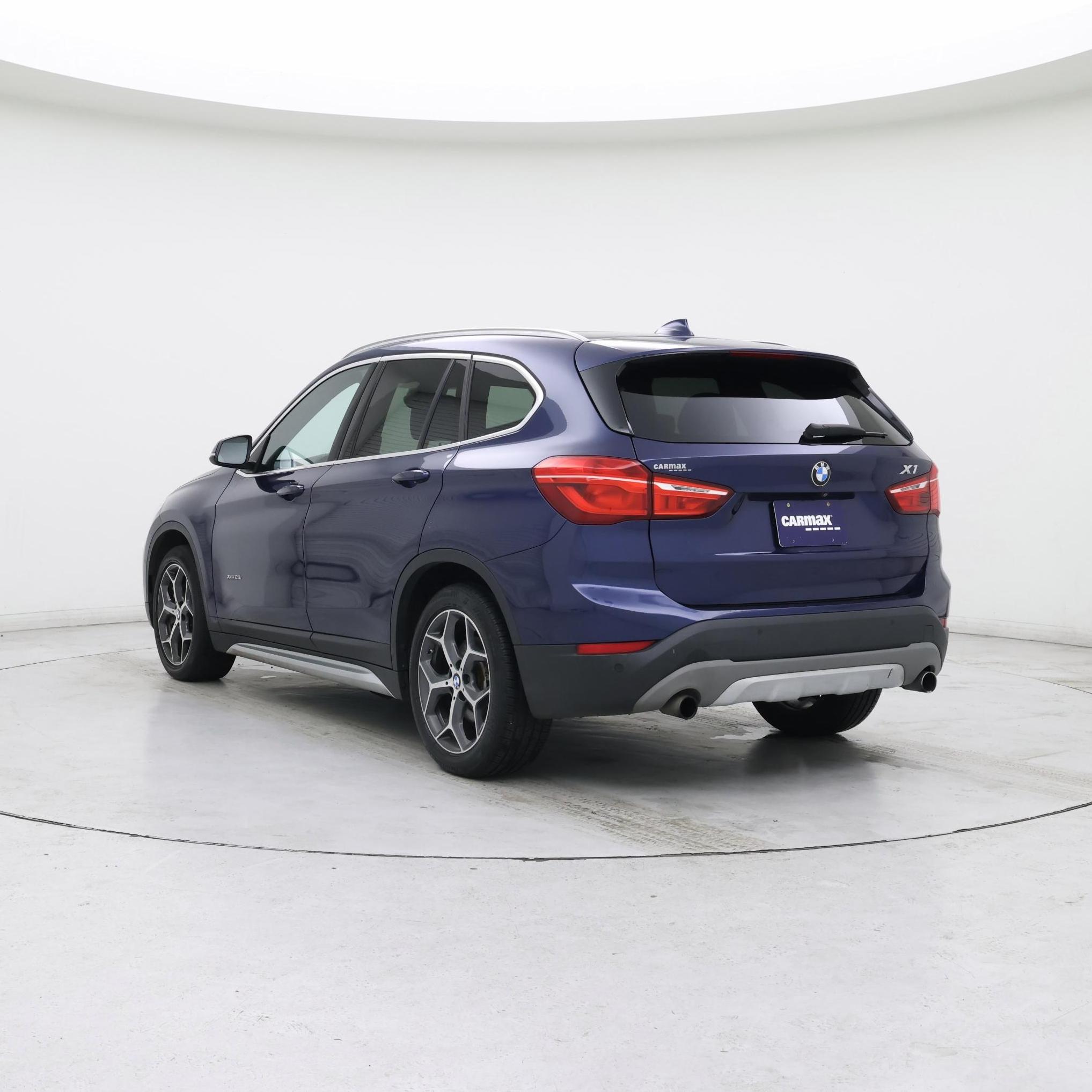 Thumbnail: 2016 BMW X1 - 2