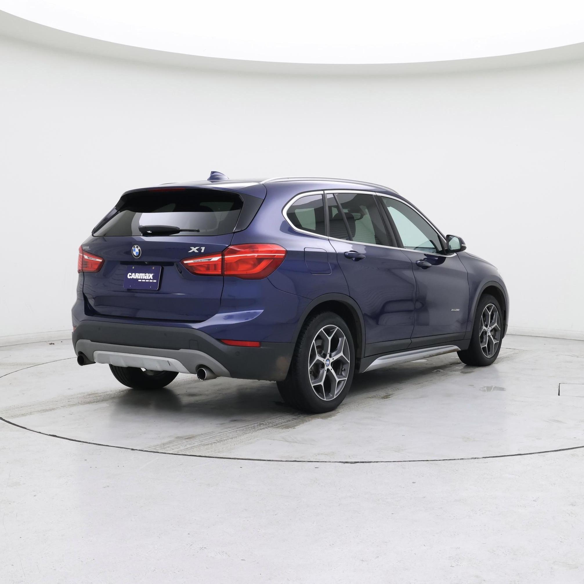 Thumbnail: 2016 BMW X1 - 8