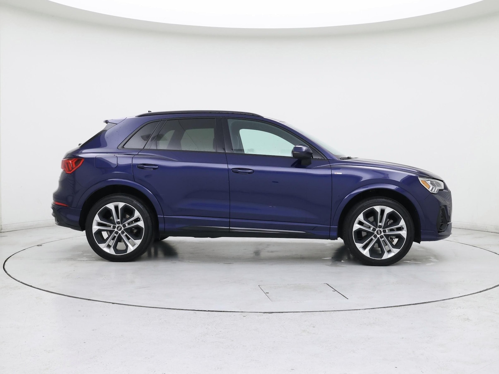 2022 Audi Q3 S Line Premium Plus - Photo 8