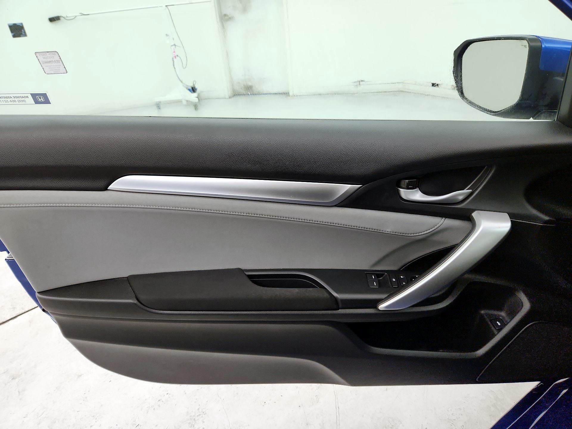 Thumbnail: 2017 Honda Civic - 12