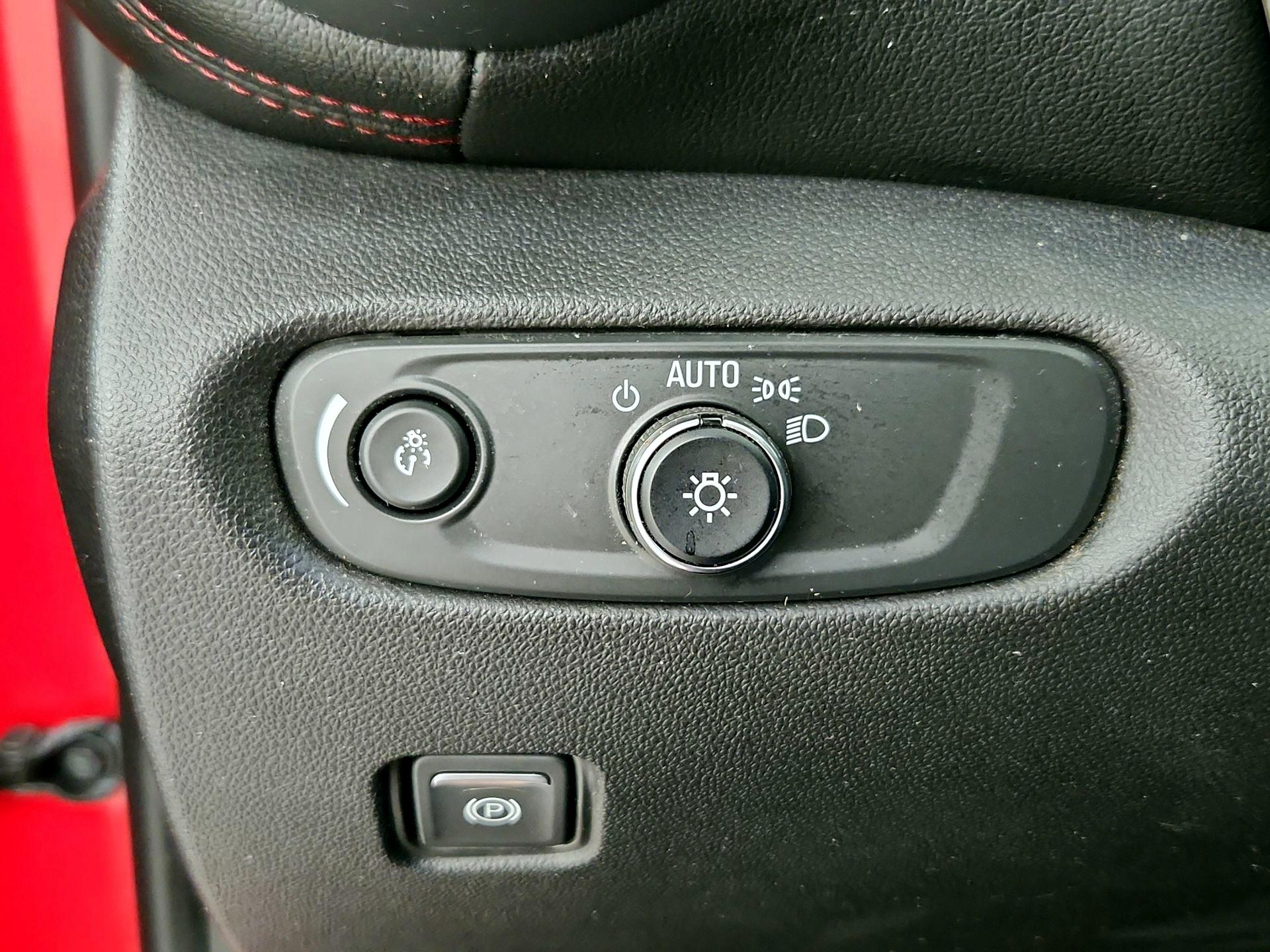 Thumbnail: 2019 Chevrolet Blazer - 13