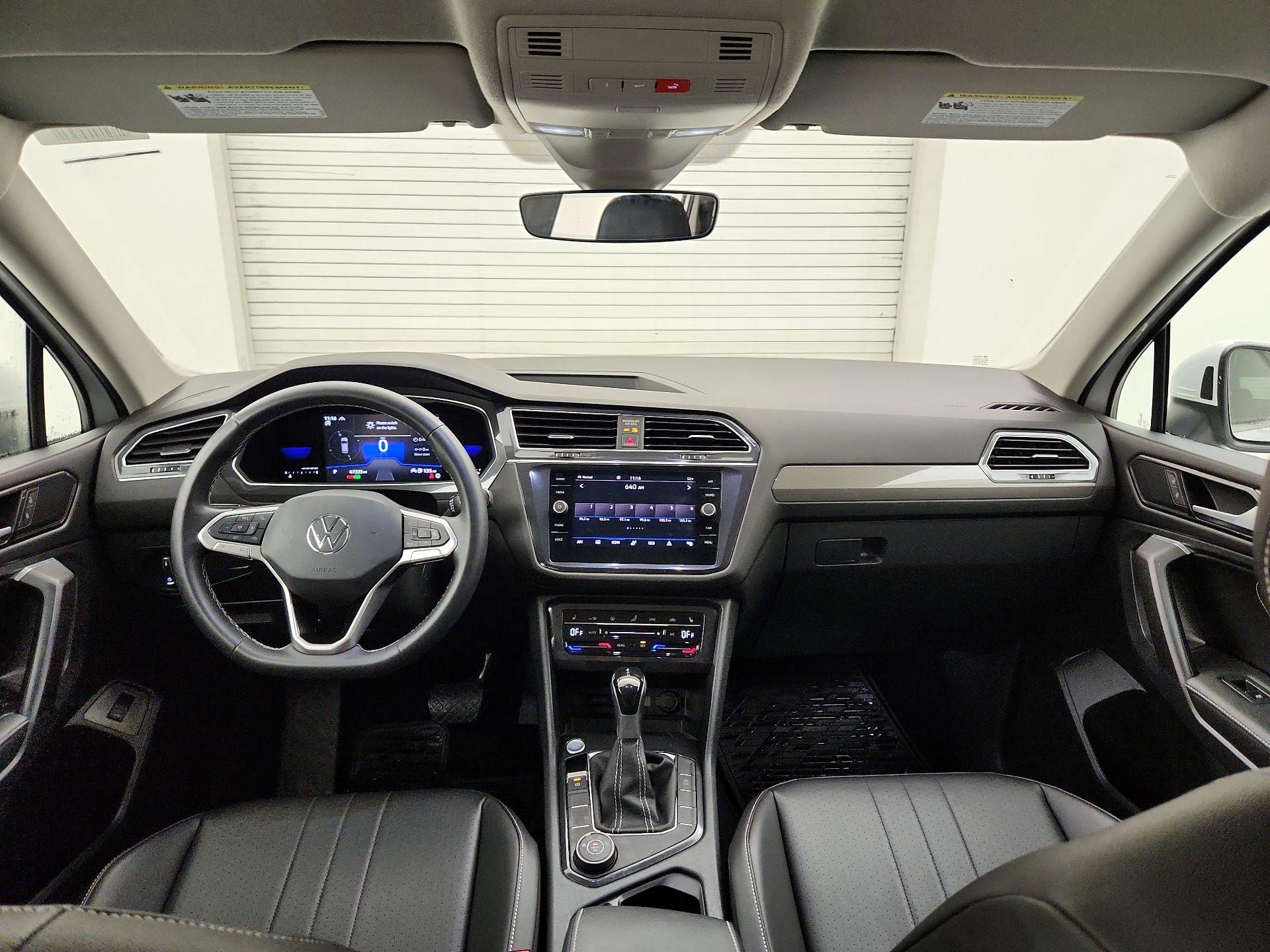 Thumbnail: 2022 Volkswagen Tiguan - 9