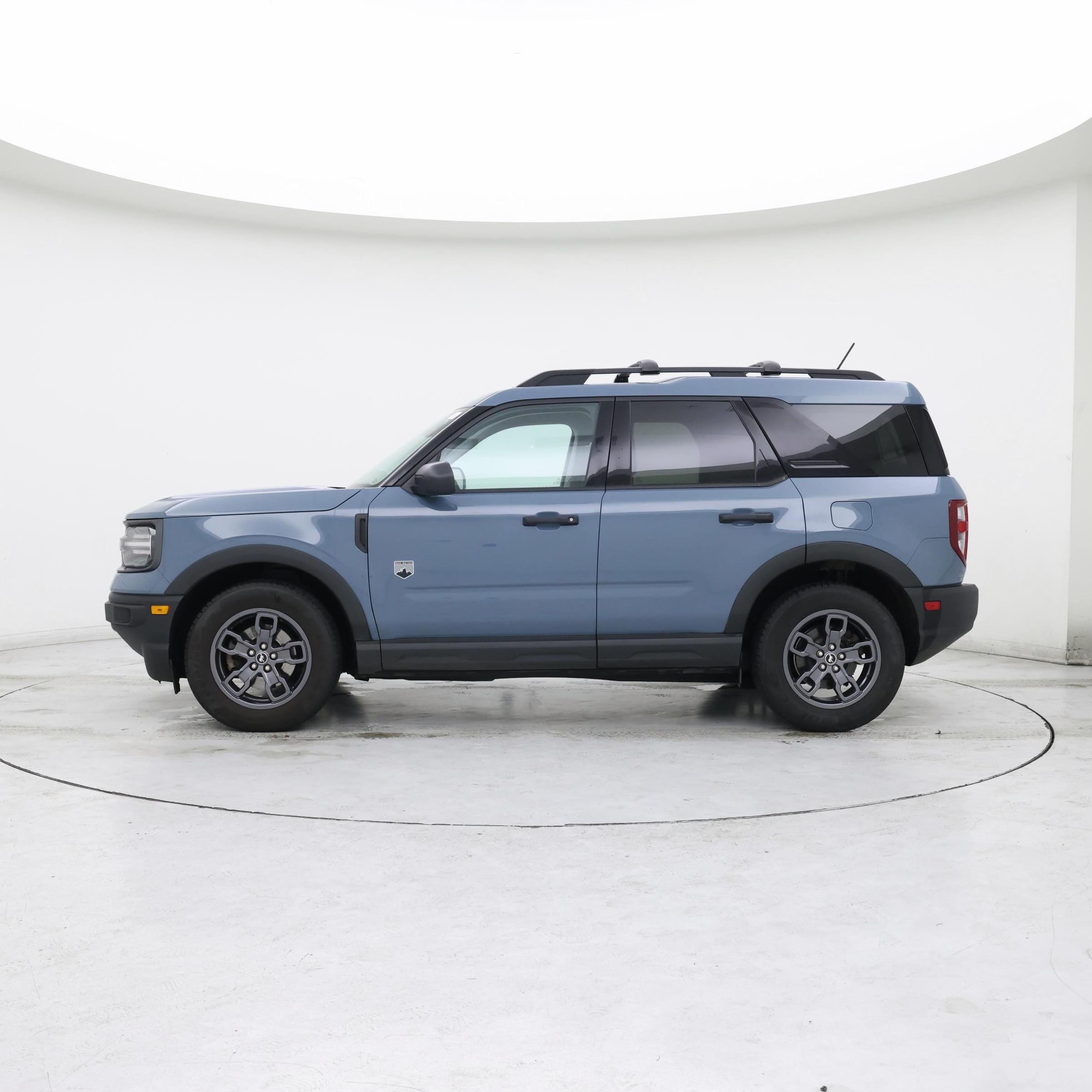 Thumbnail: 2021 Ford Bronco Sport - 3