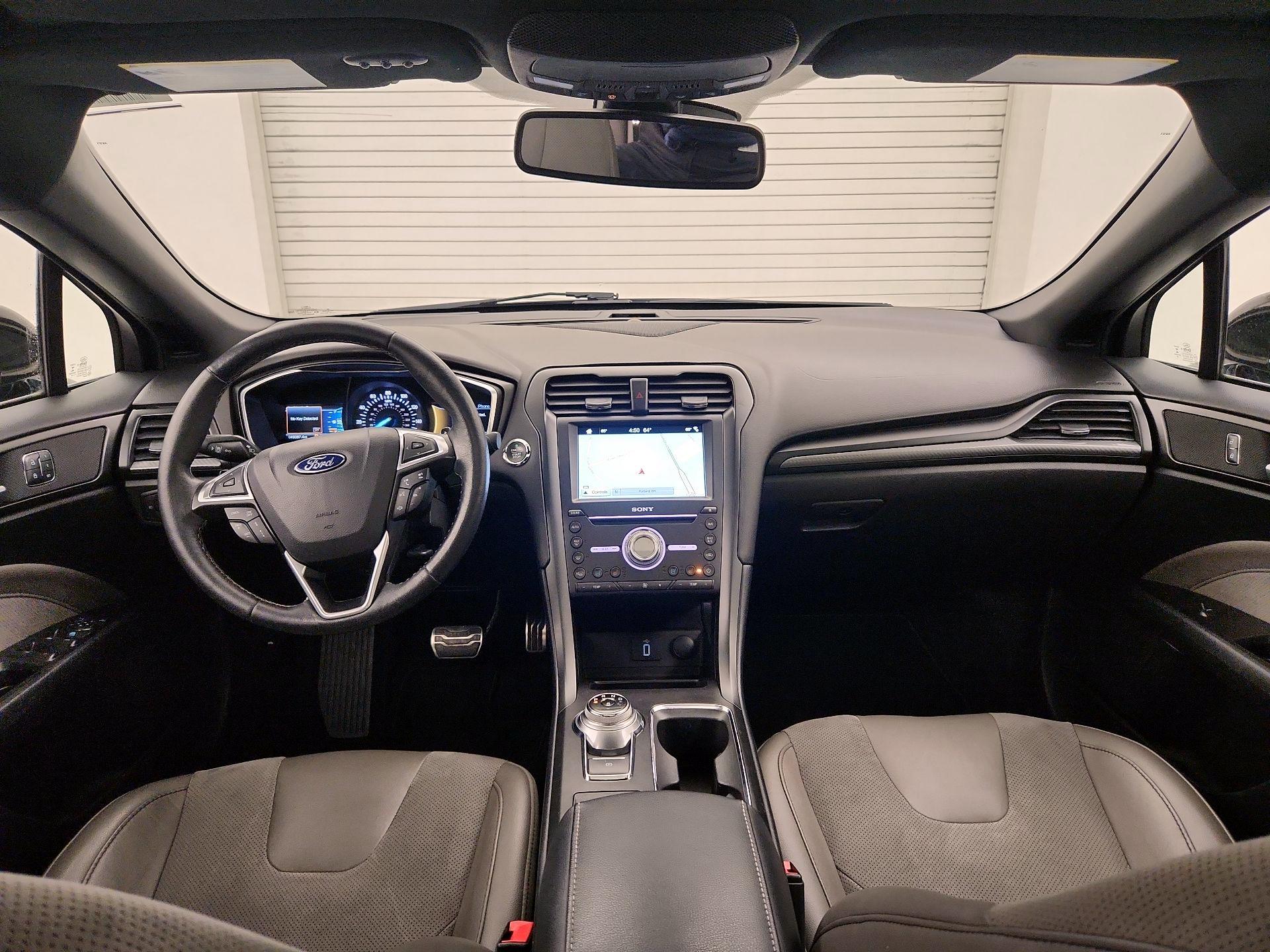 Thumbnail: 2017 Ford Fusion - 9