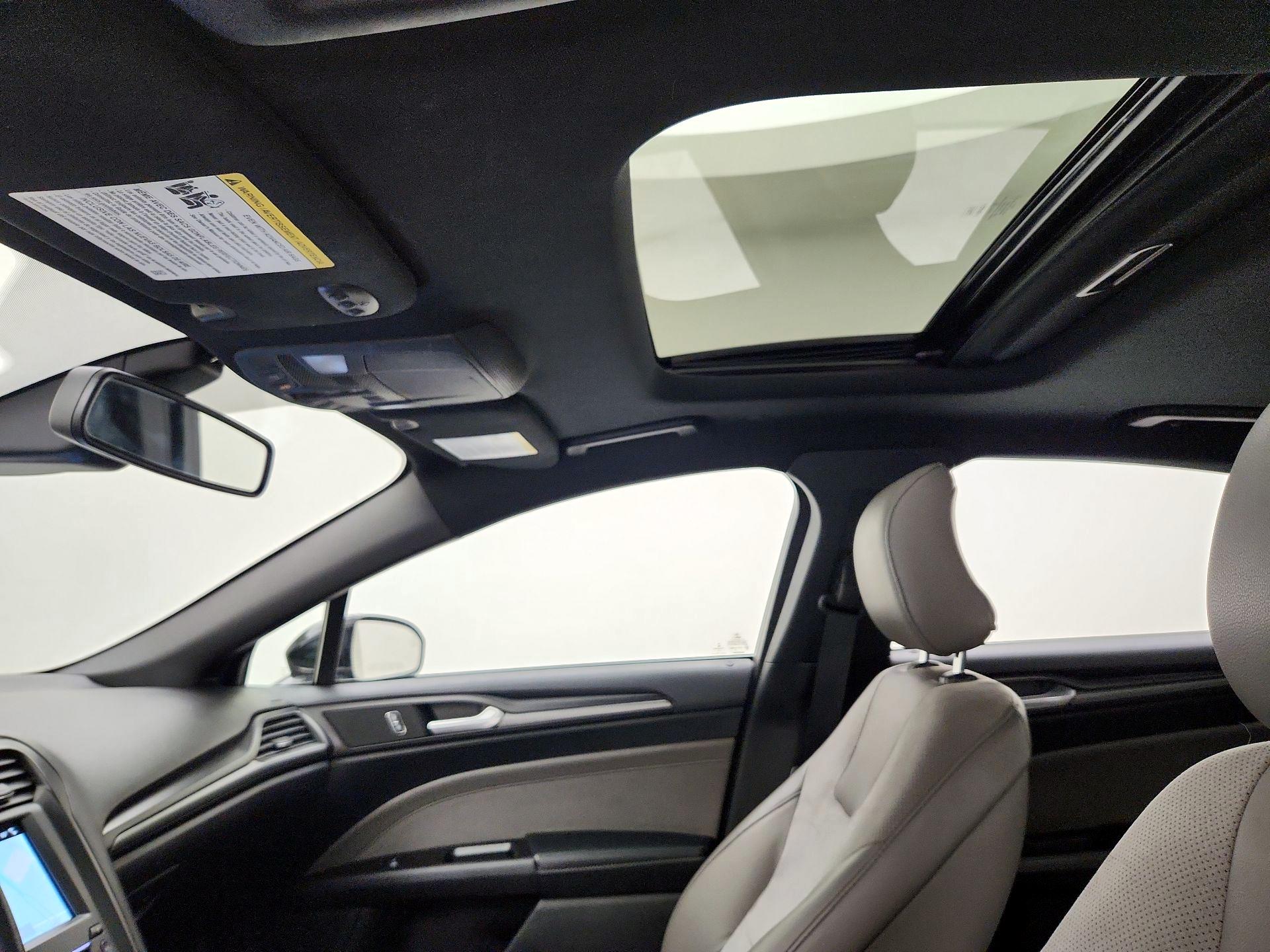 Thumbnail: 2017 Ford Fusion - 20