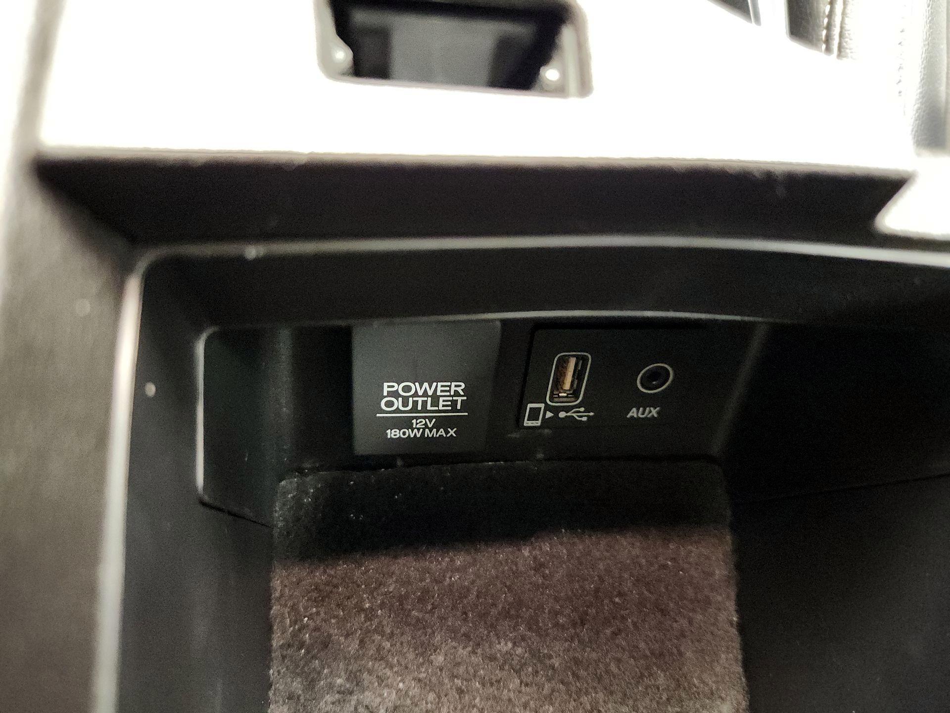 Thumbnail: 2019 Acura ILX - 18