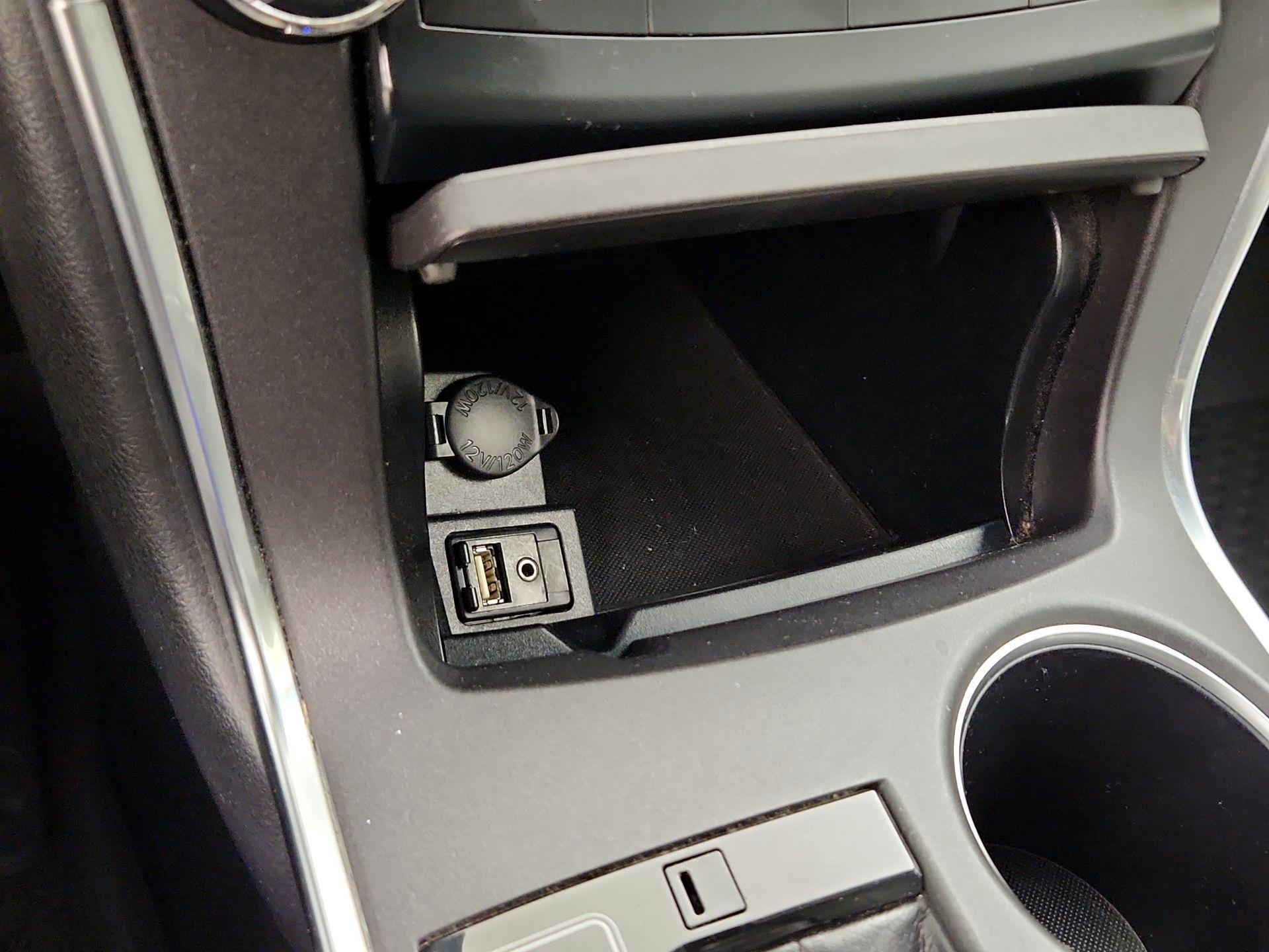 Thumbnail: 2017 Toyota Camry - 18