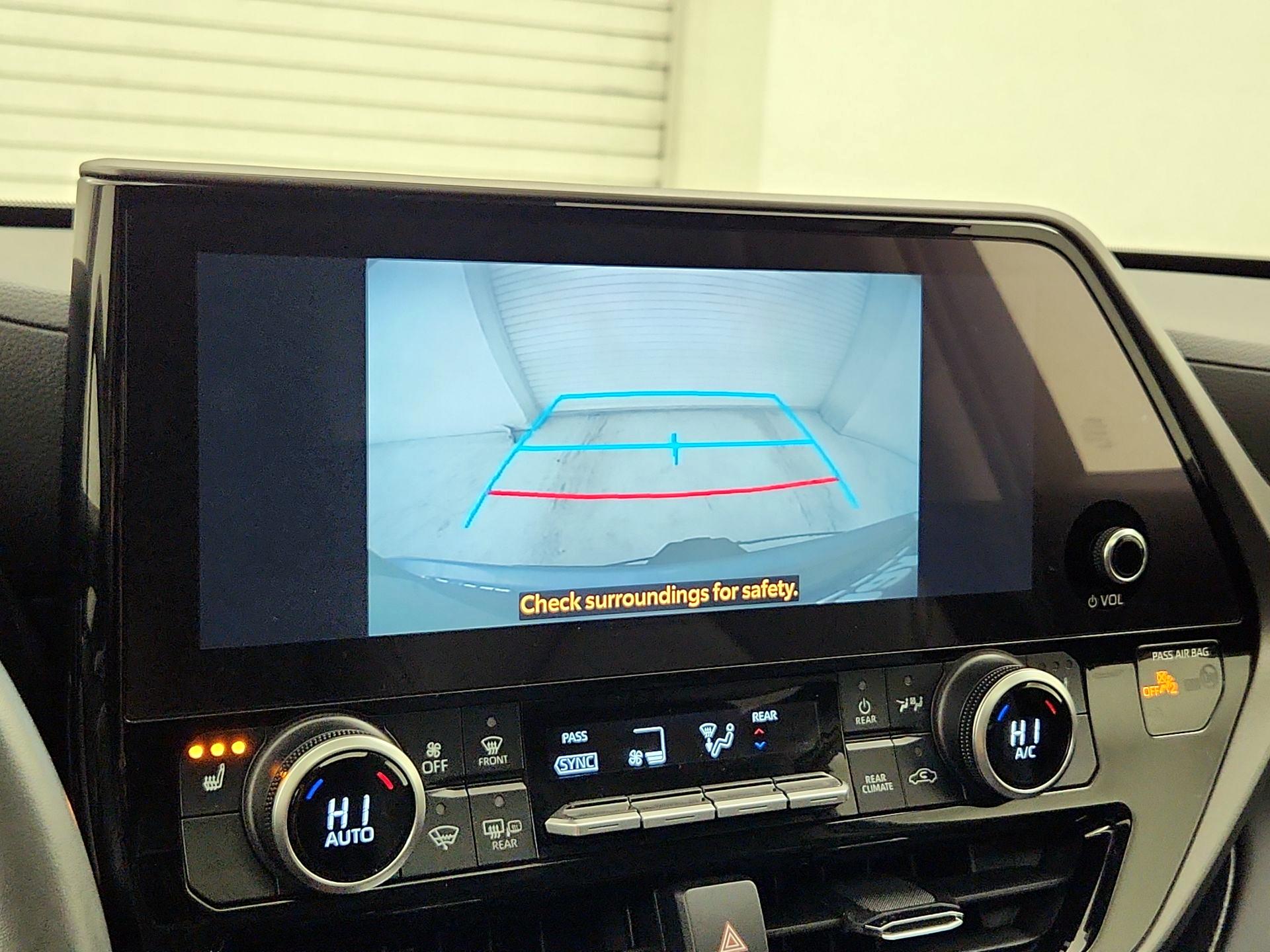 Thumbnail: 2024 Toyota Highlander - 14