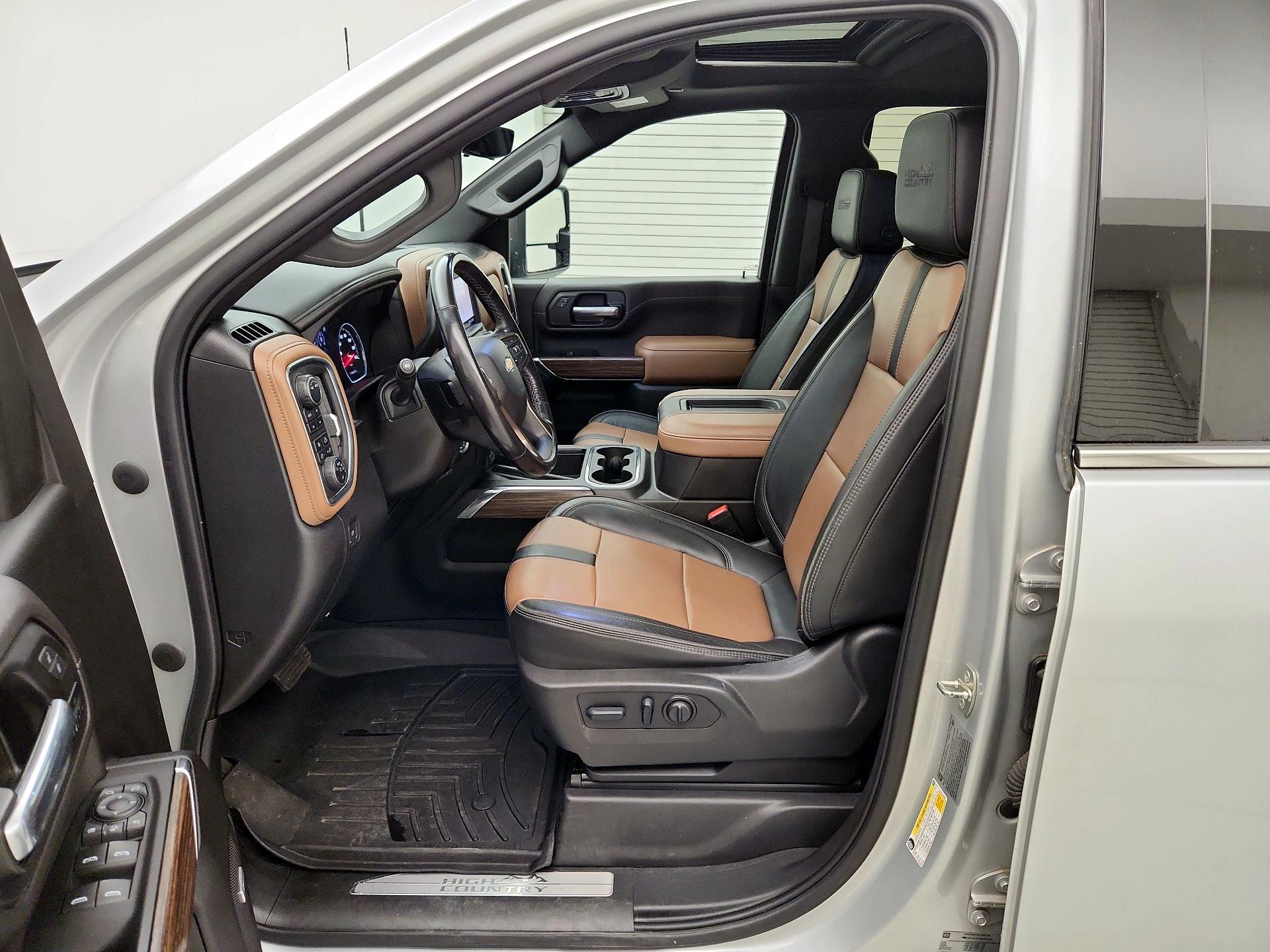 Thumbnail: 2022 Chevrolet Silverado 3500 - 11