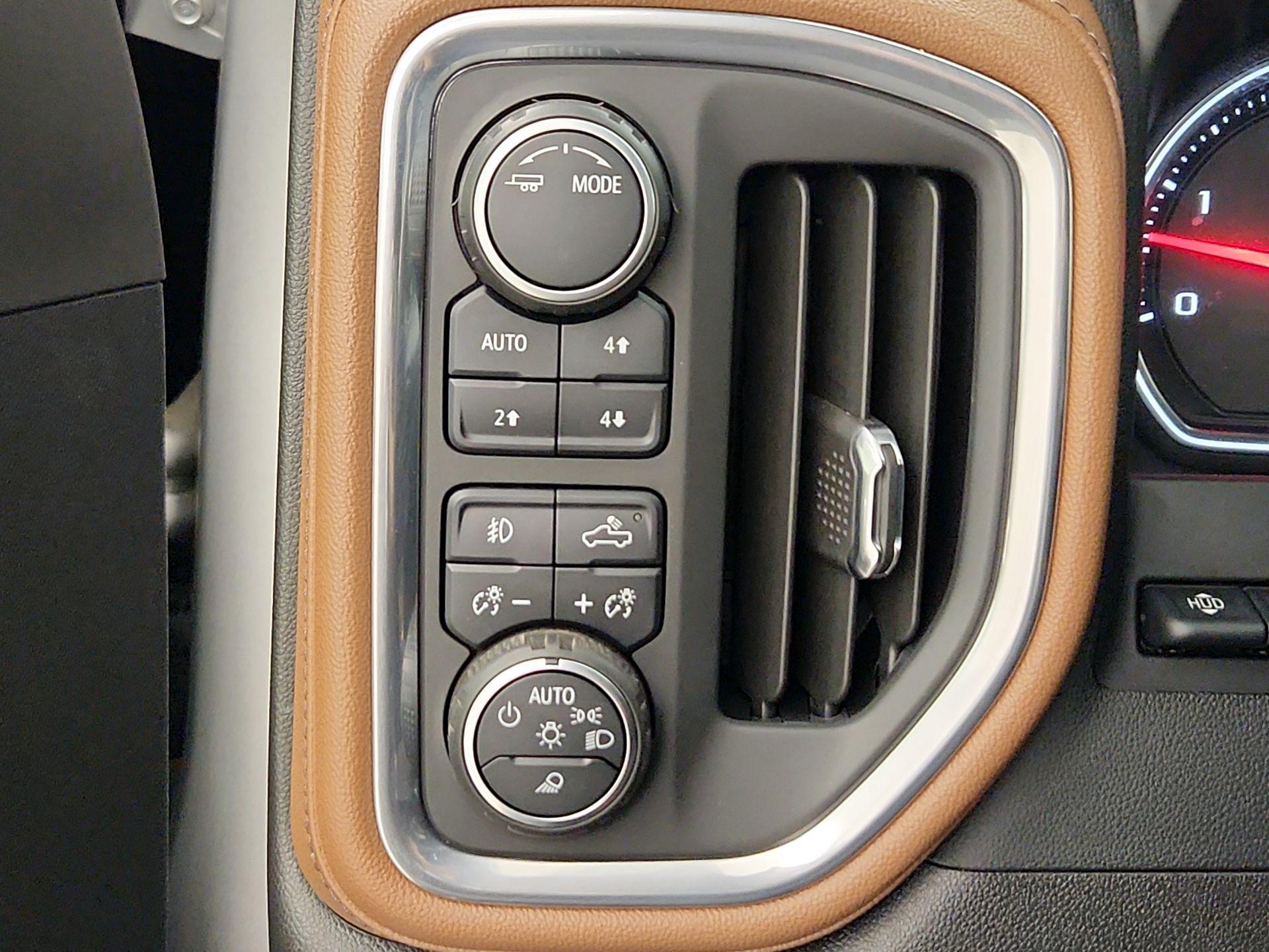 Thumbnail: 2022 Chevrolet Silverado 3500 - 13