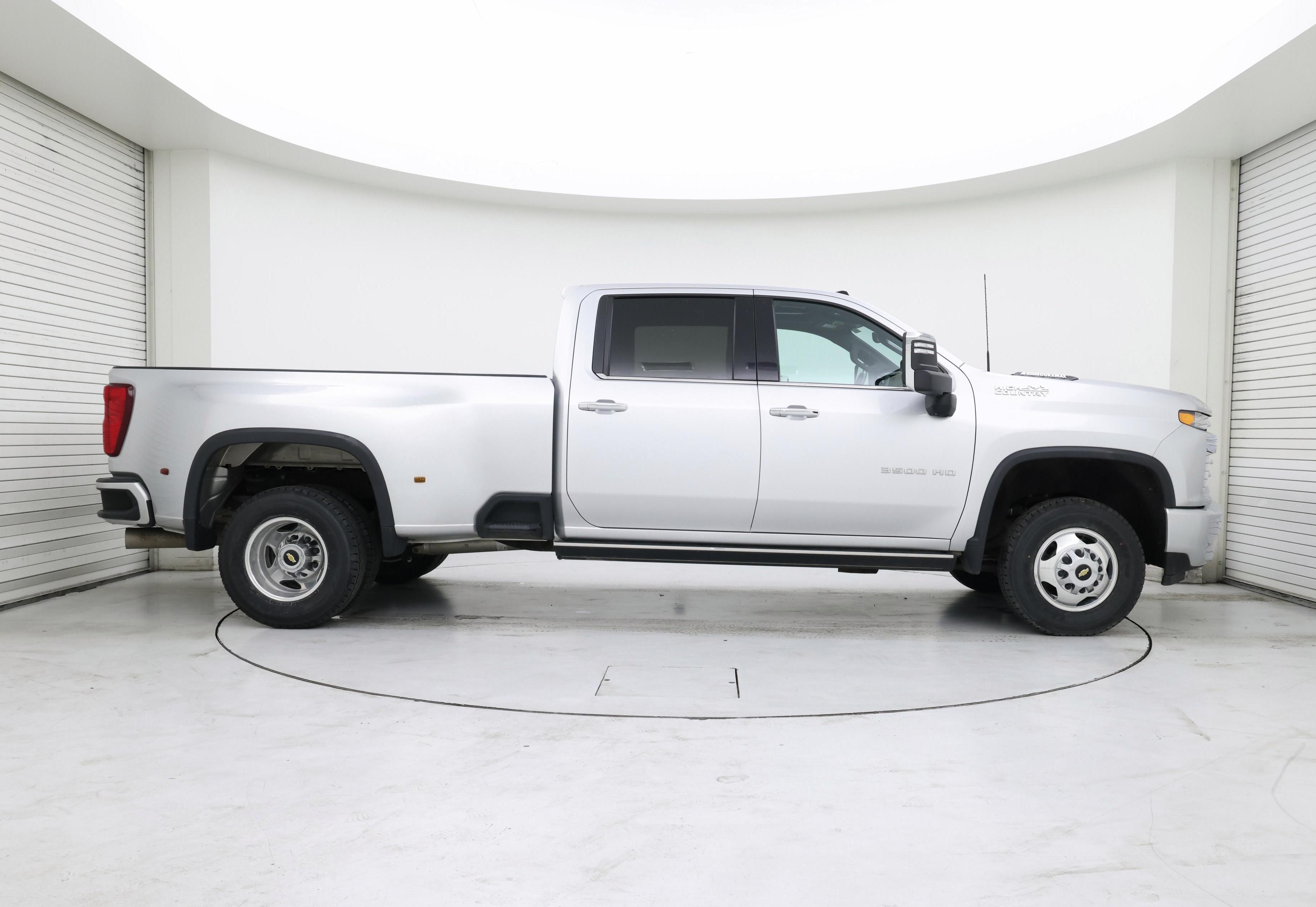 Thumbnail: 2022 Chevrolet Silverado 3500 - 7