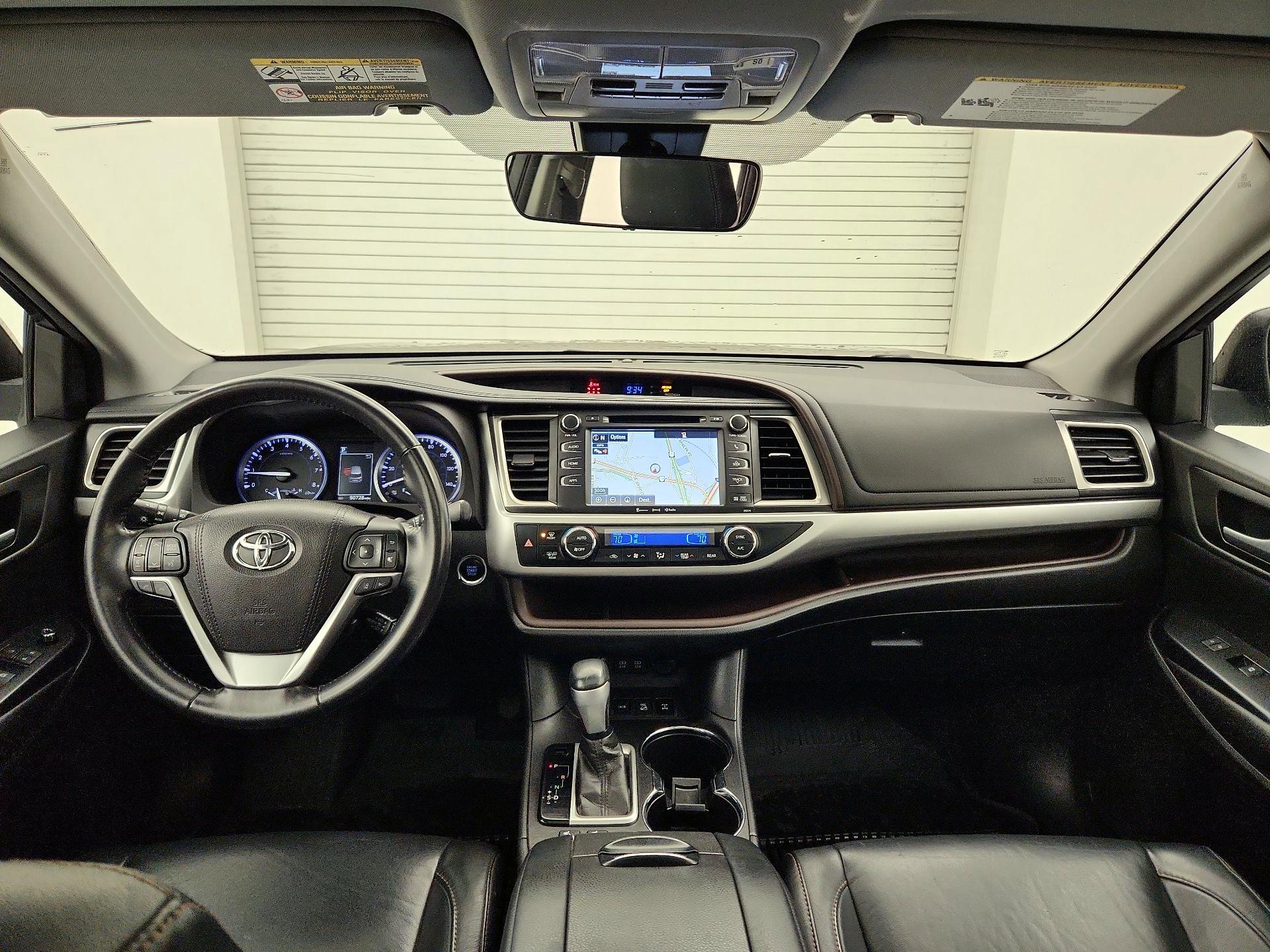 Thumbnail: 2017 Toyota Highlander - 9