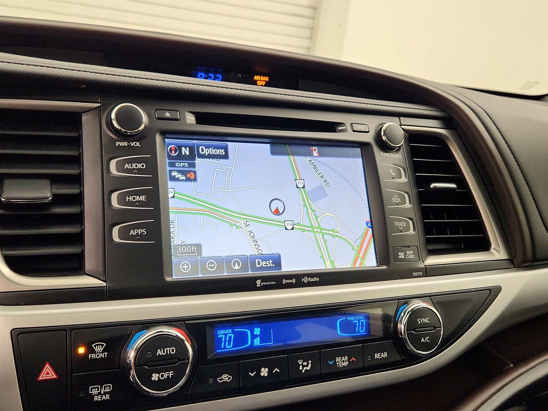 Thumbnail: 2017 Toyota Highlander - 14