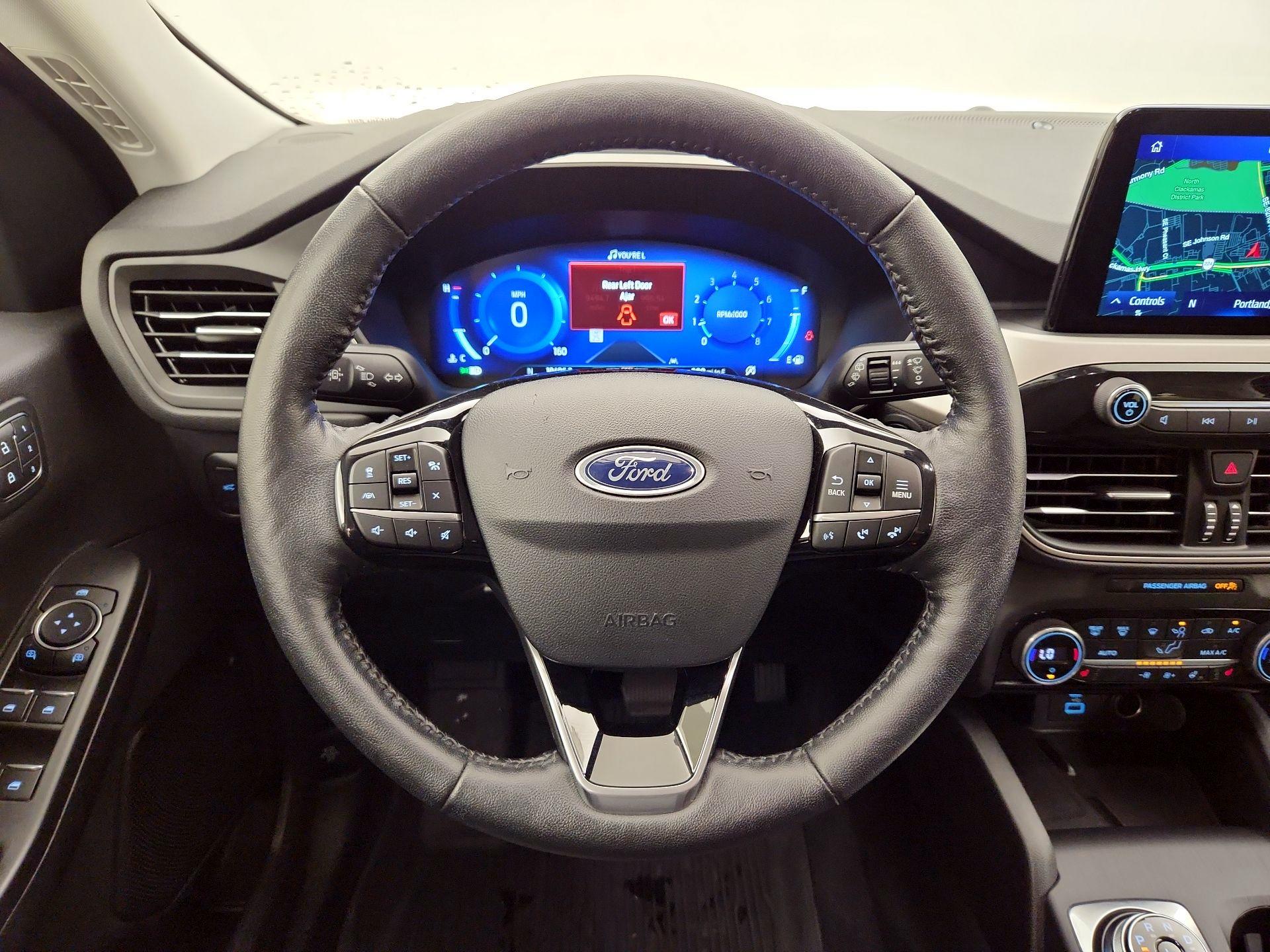 Thumbnail: 2021 Ford Escape - 10