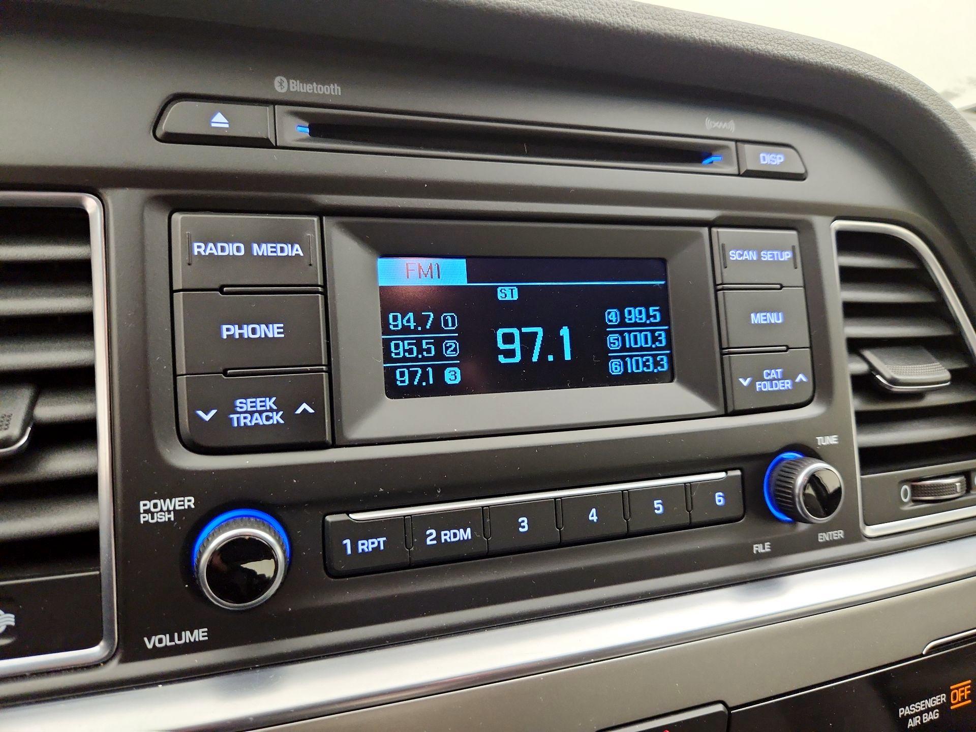 Thumbnail: 2015 Hyundai Sonata - 14