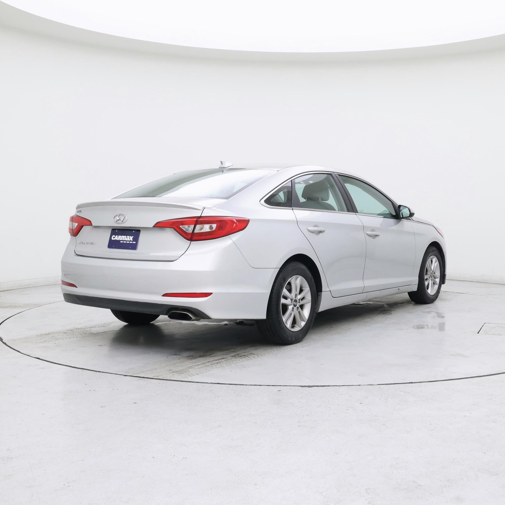 Thumbnail: 2015 Hyundai Sonata - 8