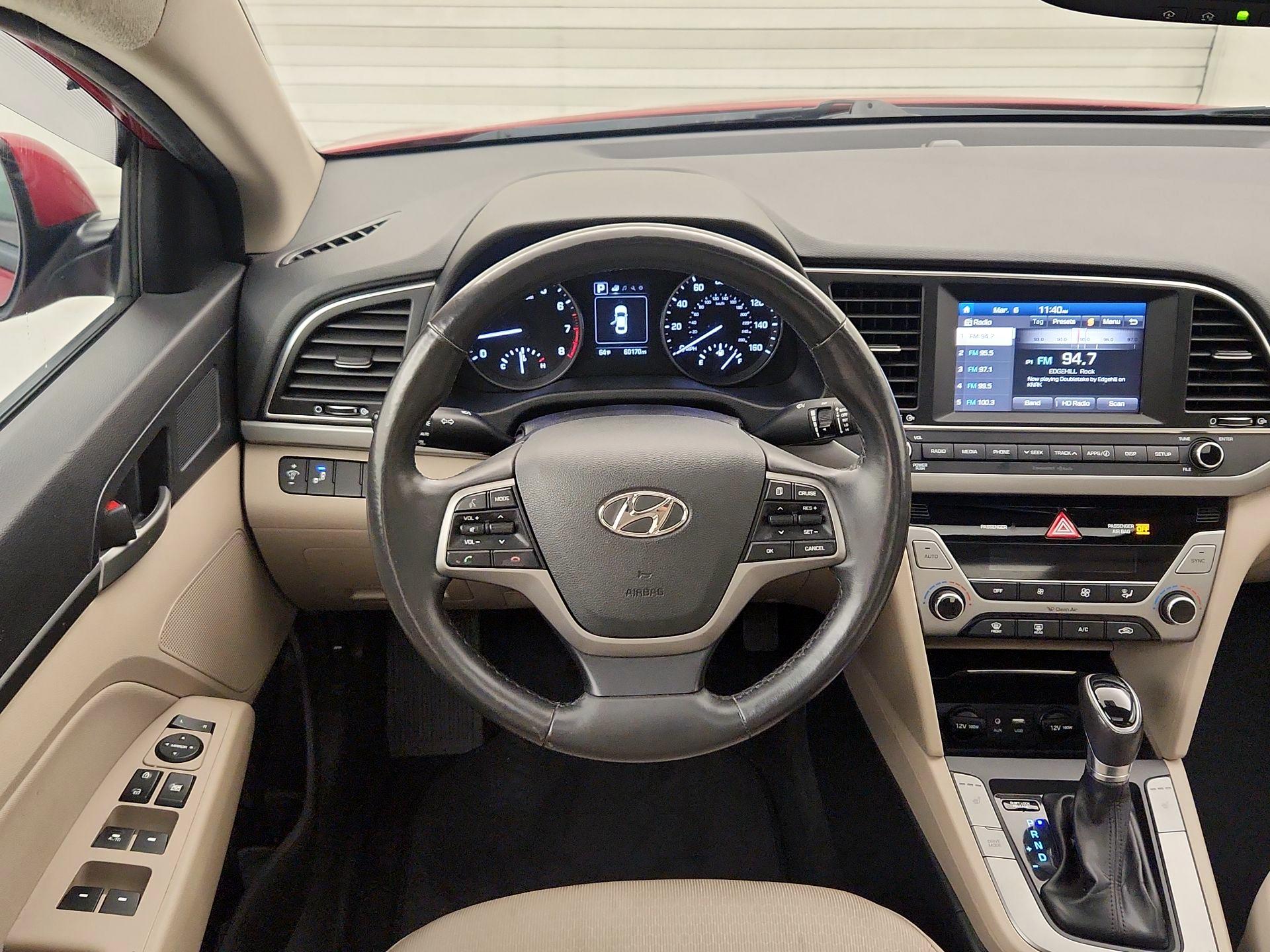 Thumbnail: 2018 Hyundai Elantra - 10