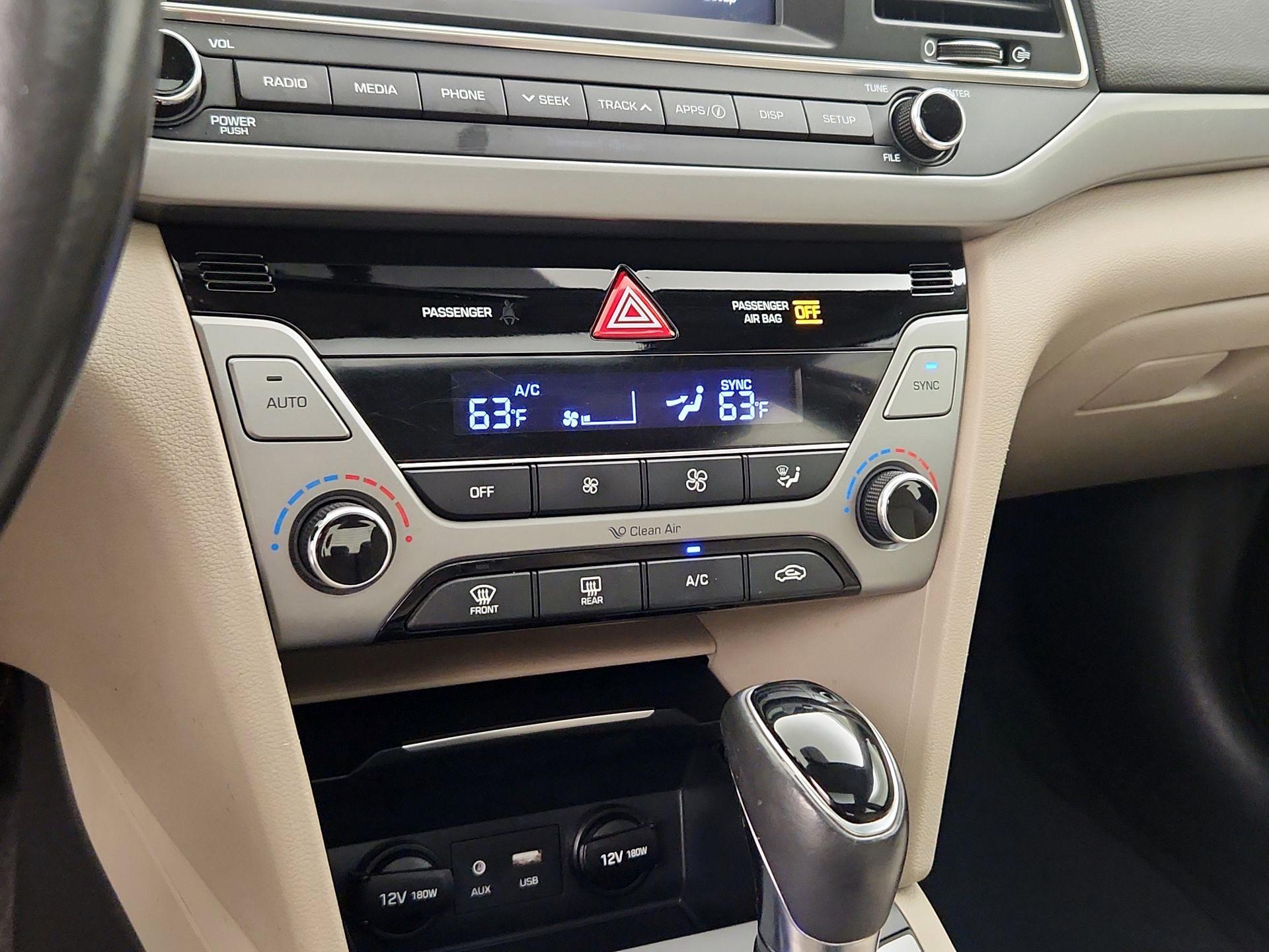 Thumbnail: 2018 Hyundai Elantra - 16