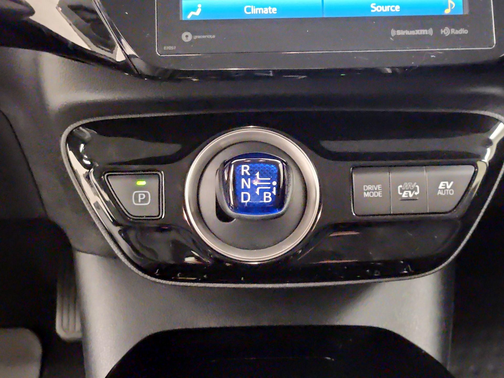 Thumbnail: 2022 Toyota Prius Prime - 18